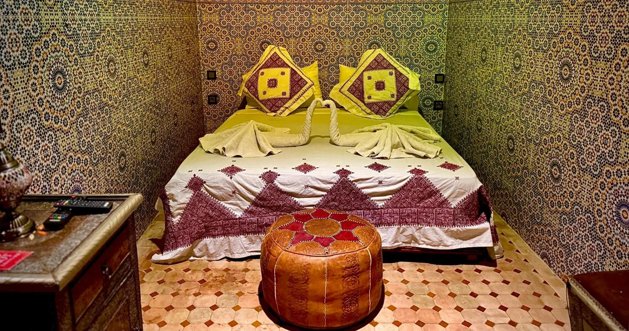 Bed in Riad Le Petit Patrimoine De Fés