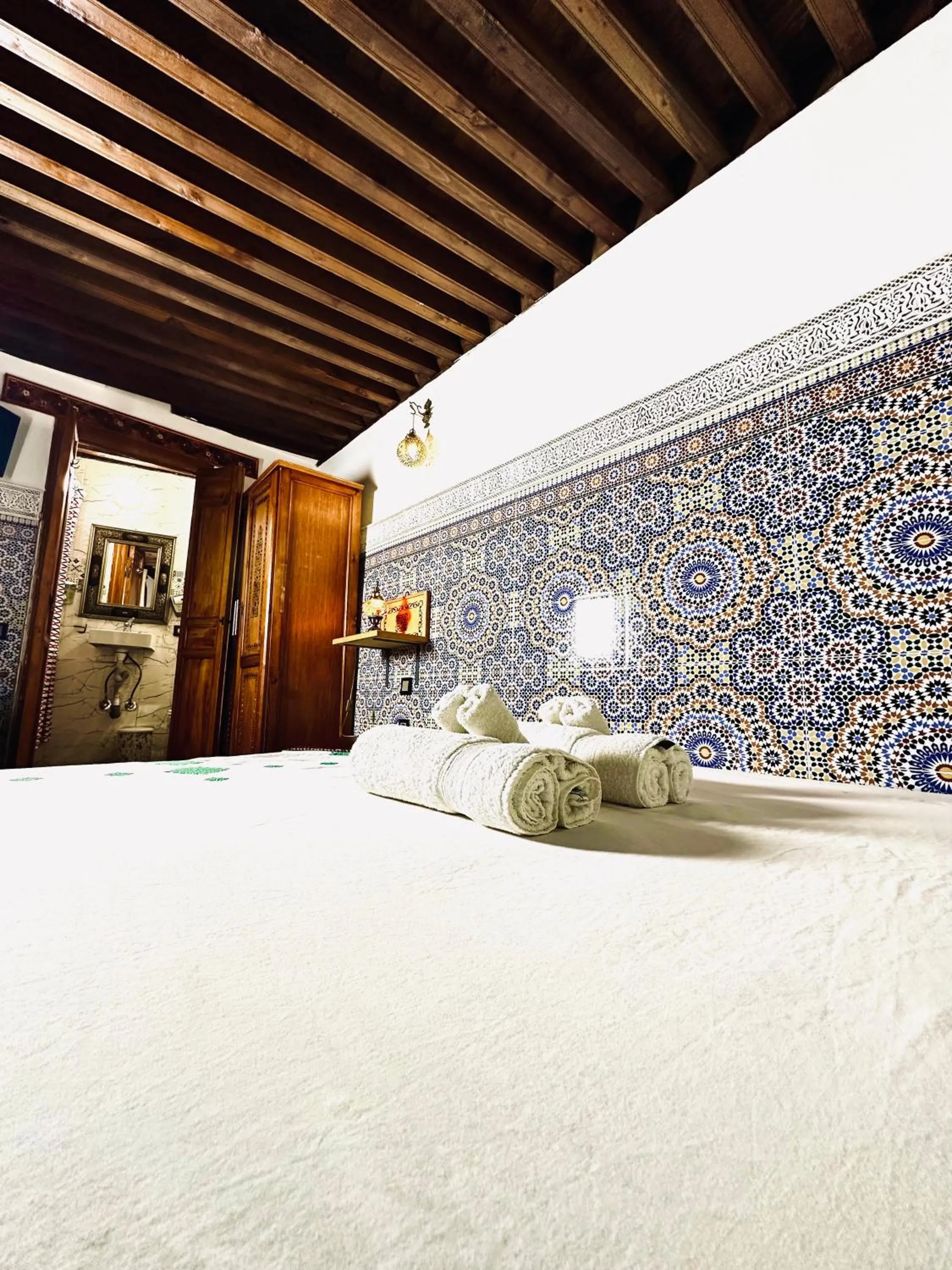 Bed in Riad Le Petit Patrimoine De Fés