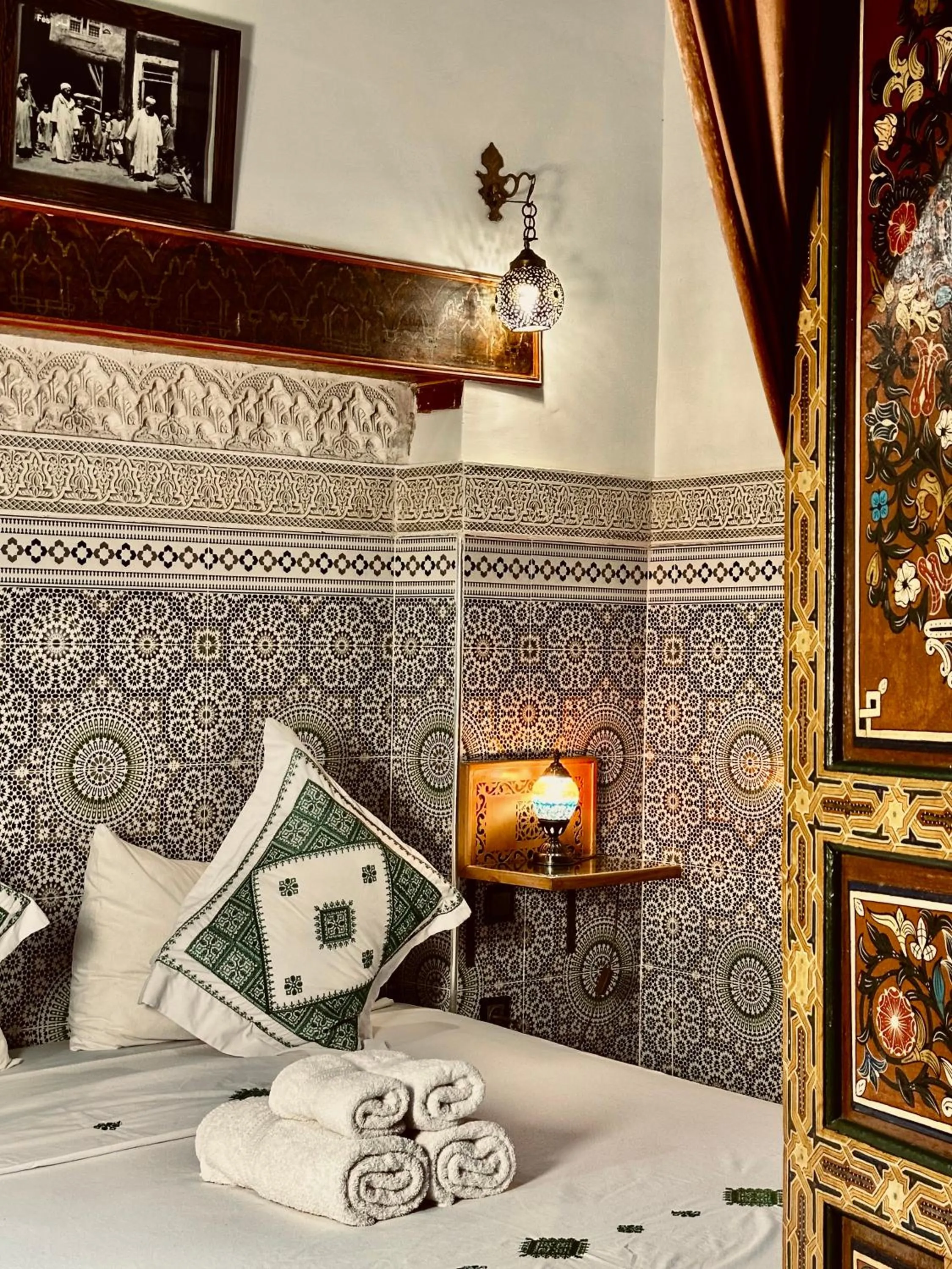 Bed in Riad Le Petit Patrimoine De Fés