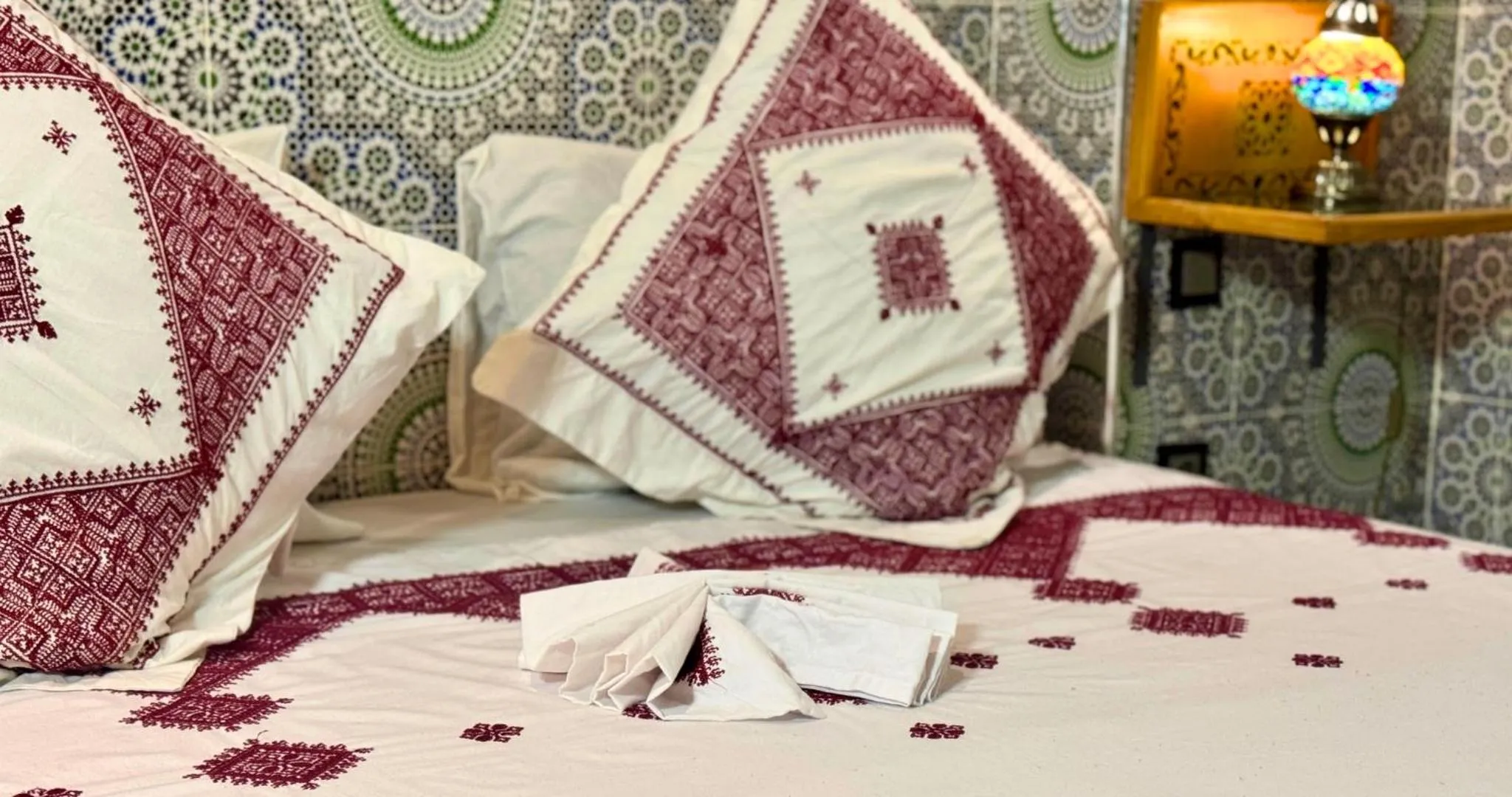 Bed in Riad Le Petit Patrimoine De Fés