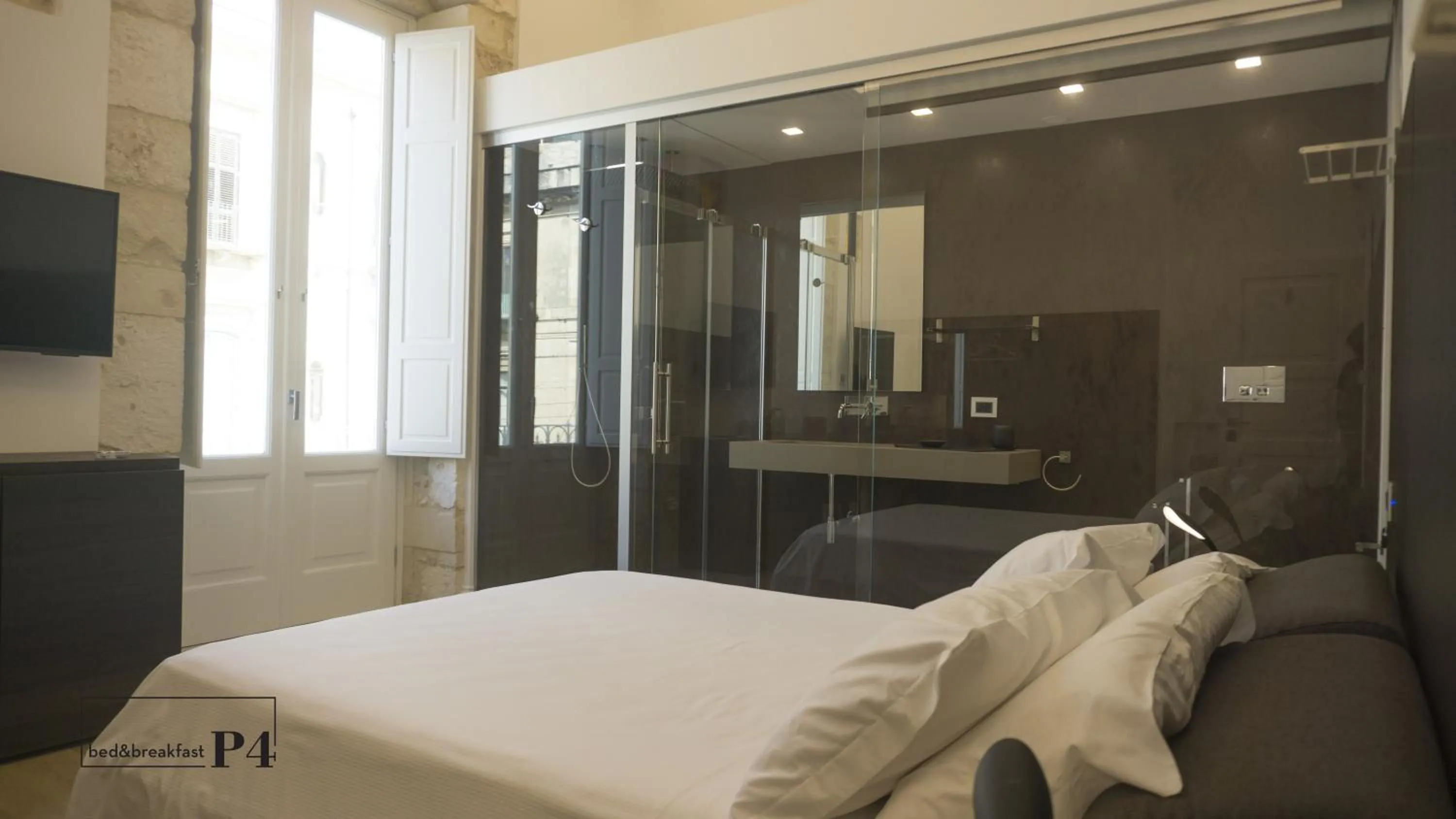 Toilet, Bed in P4 Ortigia_Siracusa