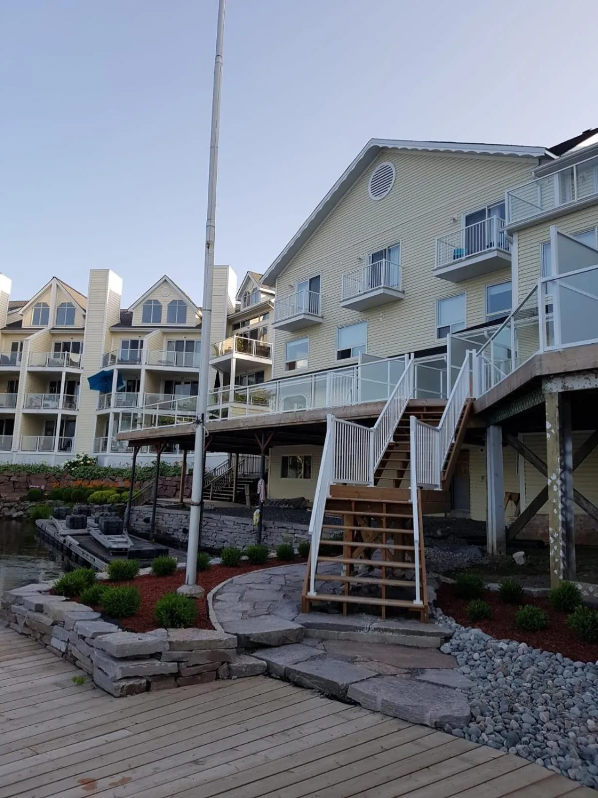 Muskoka Lakes Hotel and Resorts