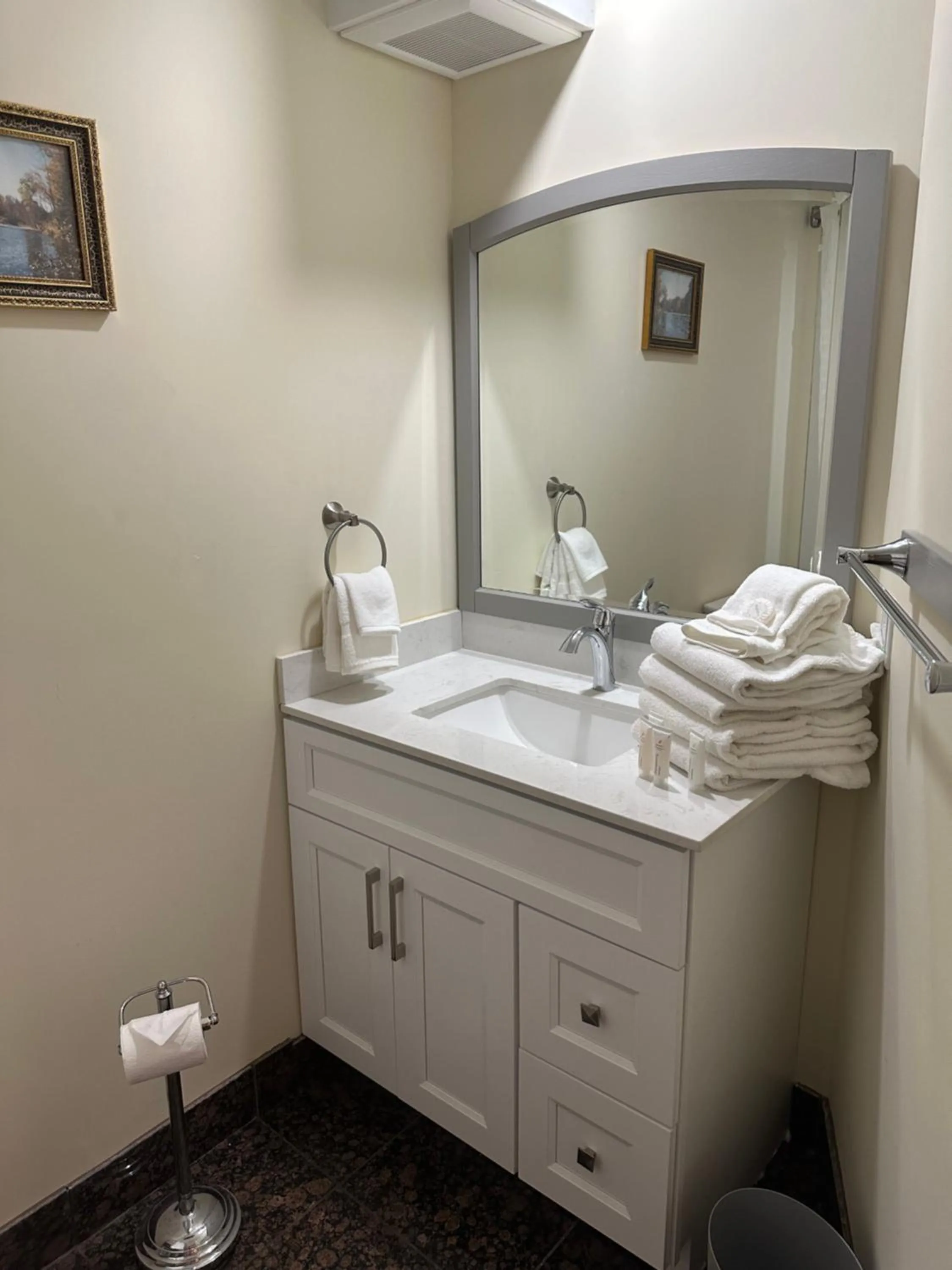 Muskoka Lakes Hotel and Resorts