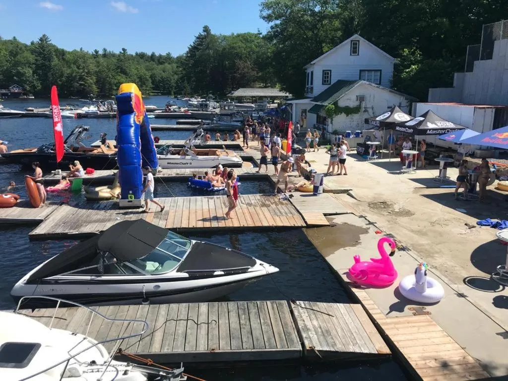 Muskoka Lakes Hotel and Resorts