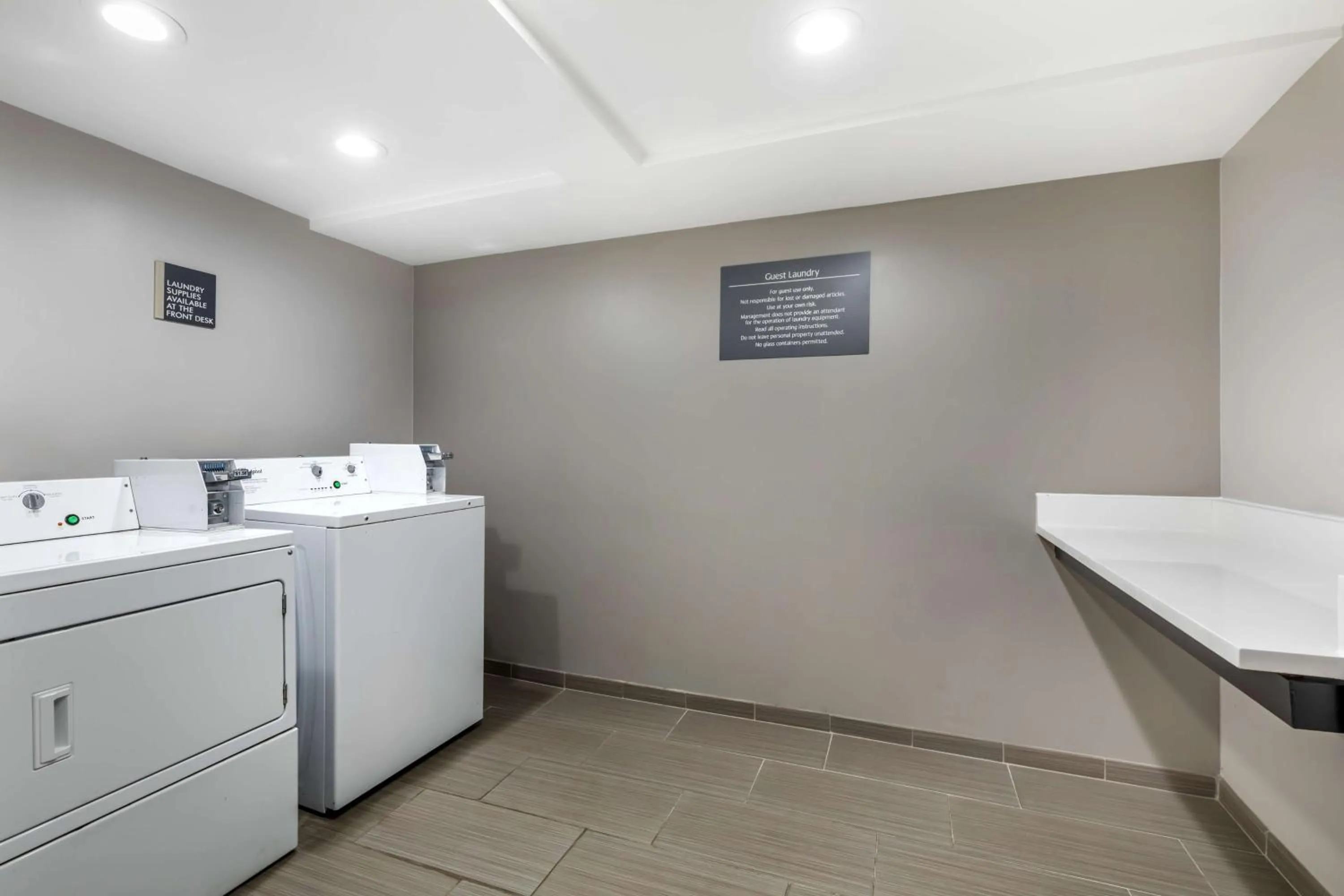 Property building in Best Western Plus Laurel