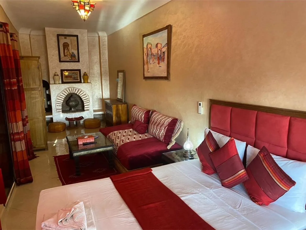 Photo of the whole room, Bed in Riad Lalla Merieme