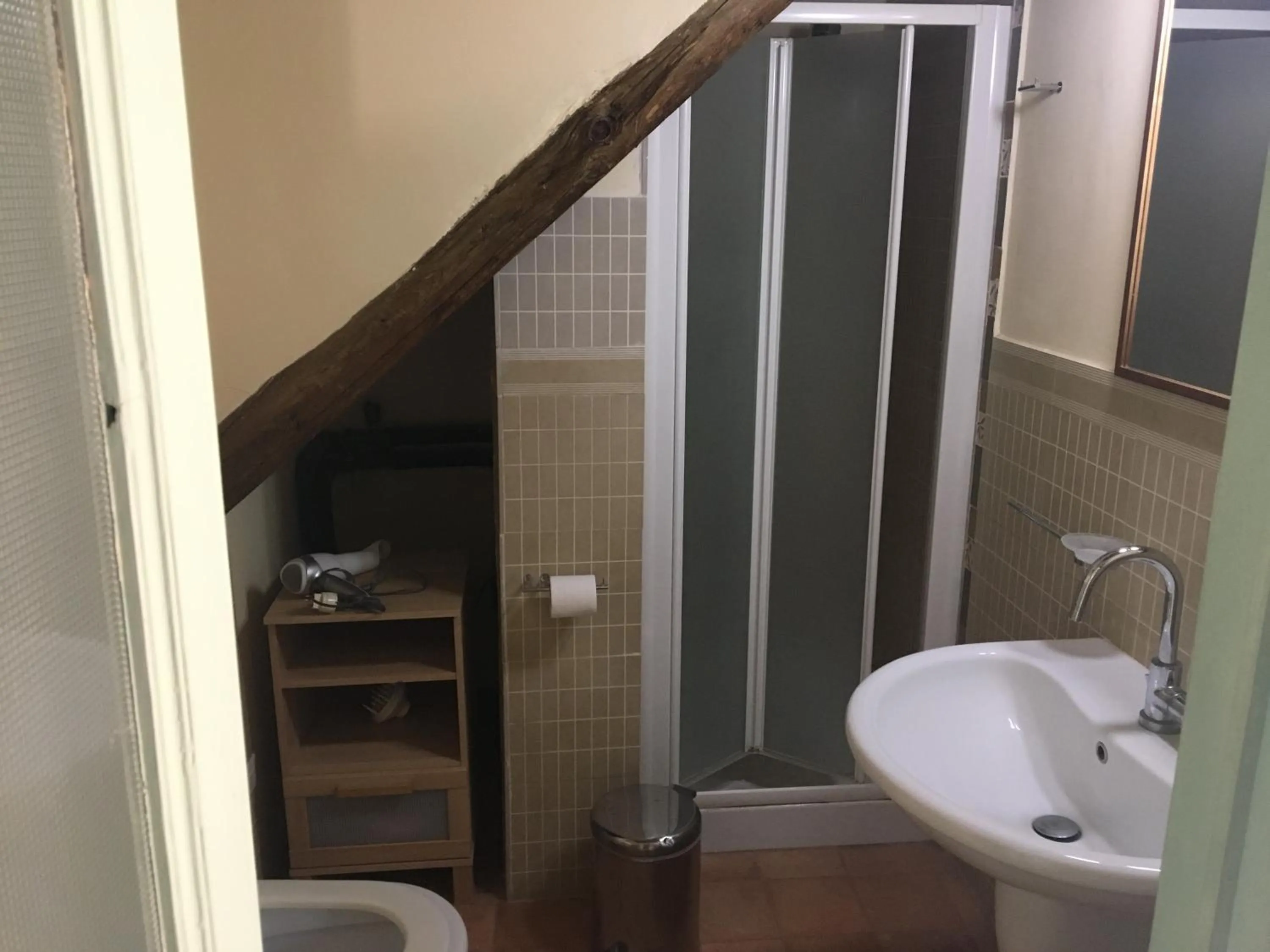 Shower in Godiolo