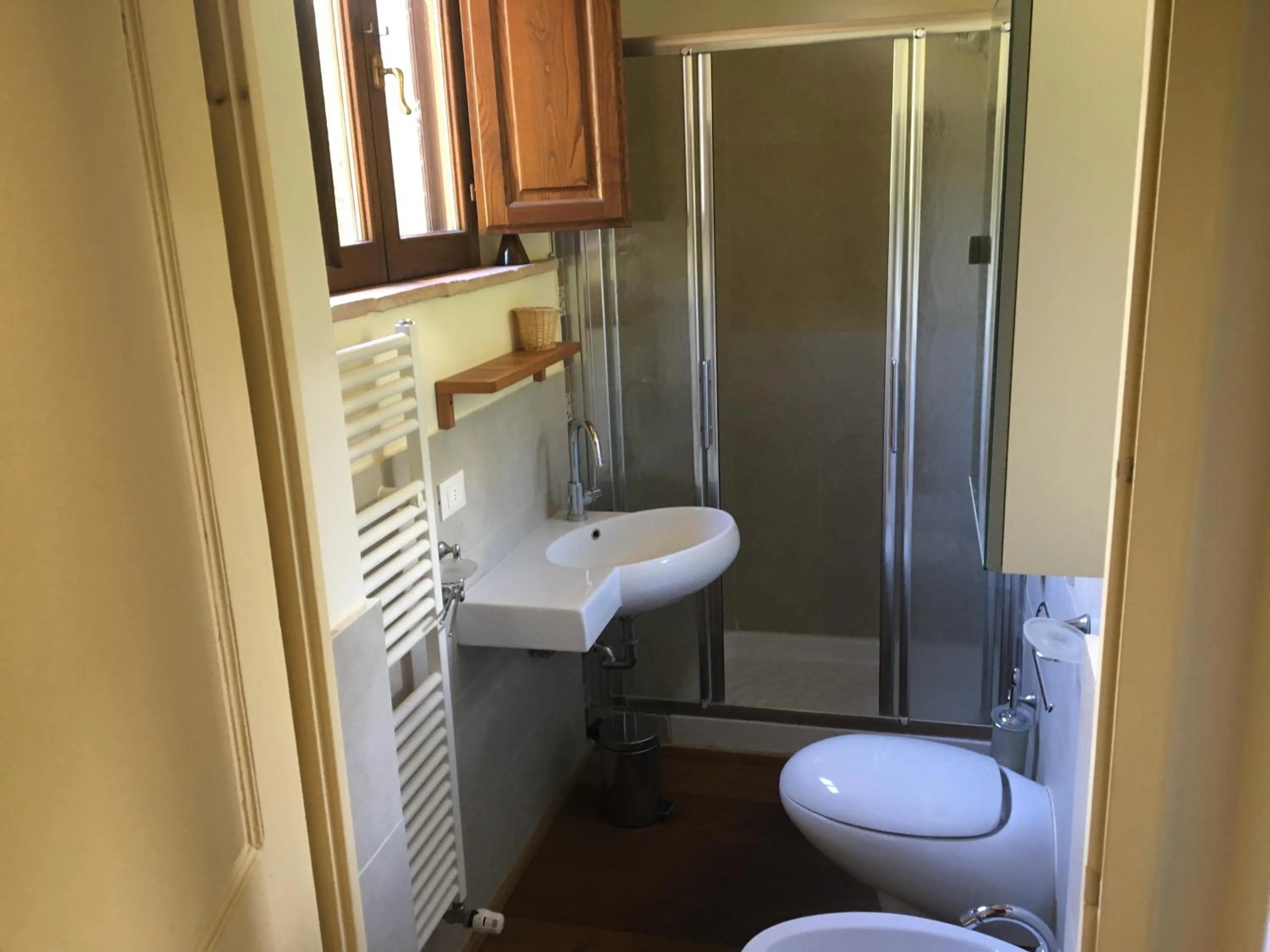 Shower in Godiolo
