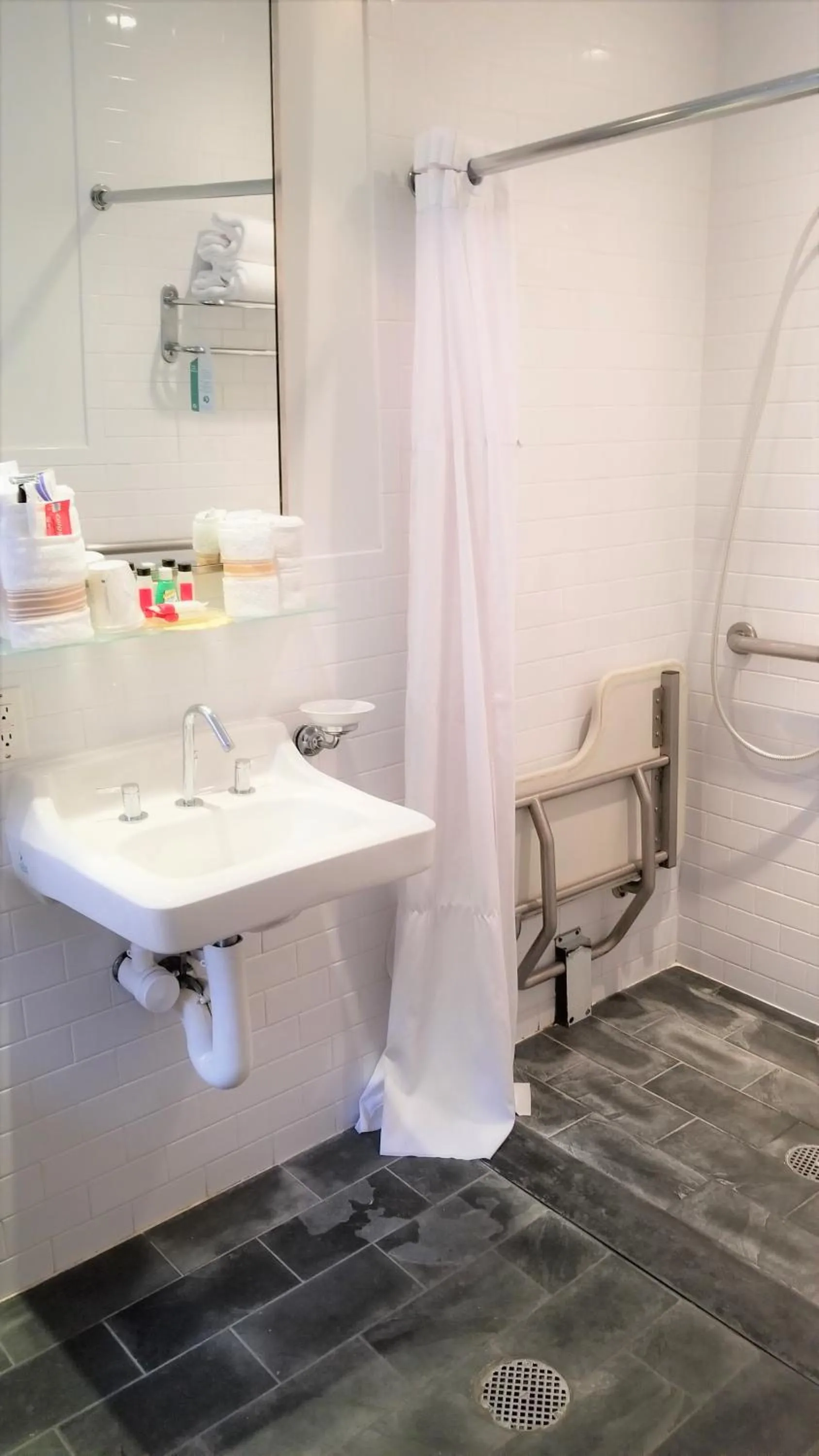 Bathroom in Night Hotel Broadway