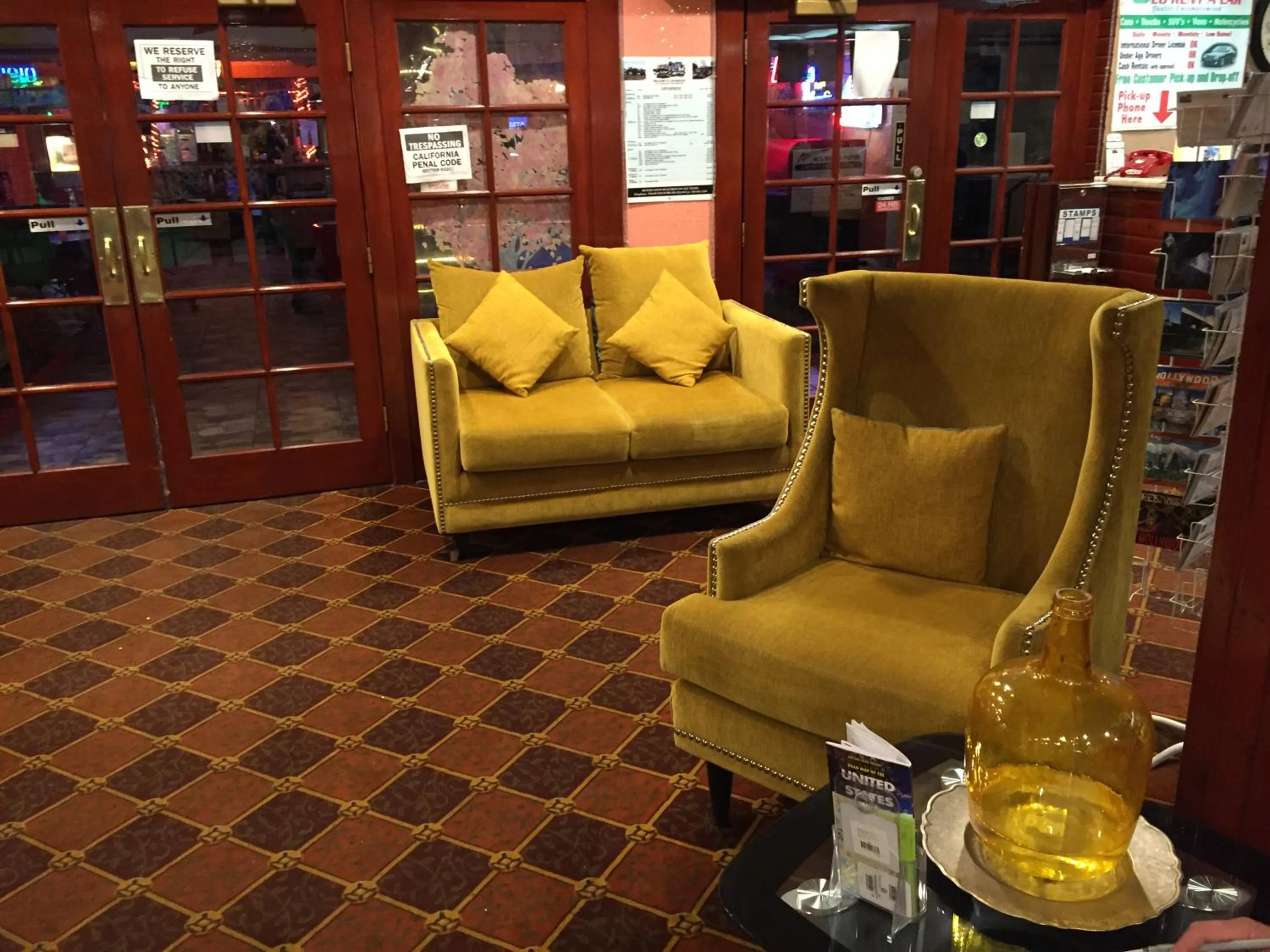 Lobby or reception in Tradewinds Airport Hotel