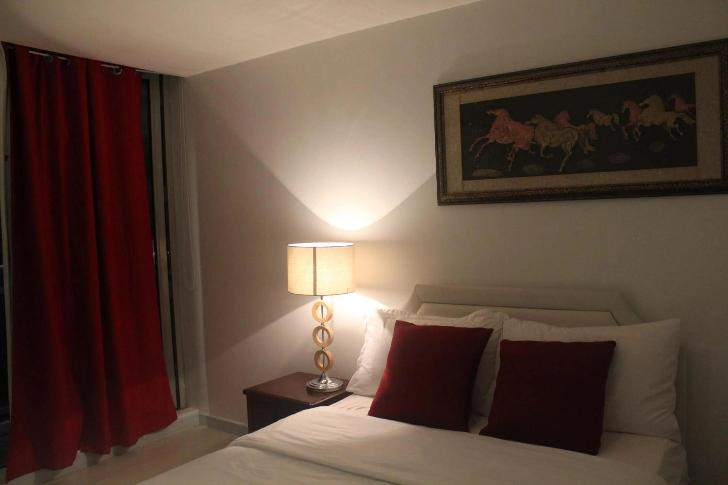 Bed in Azure C2 Balcony wifi Near Mall Airport MULTIPLE UNITS