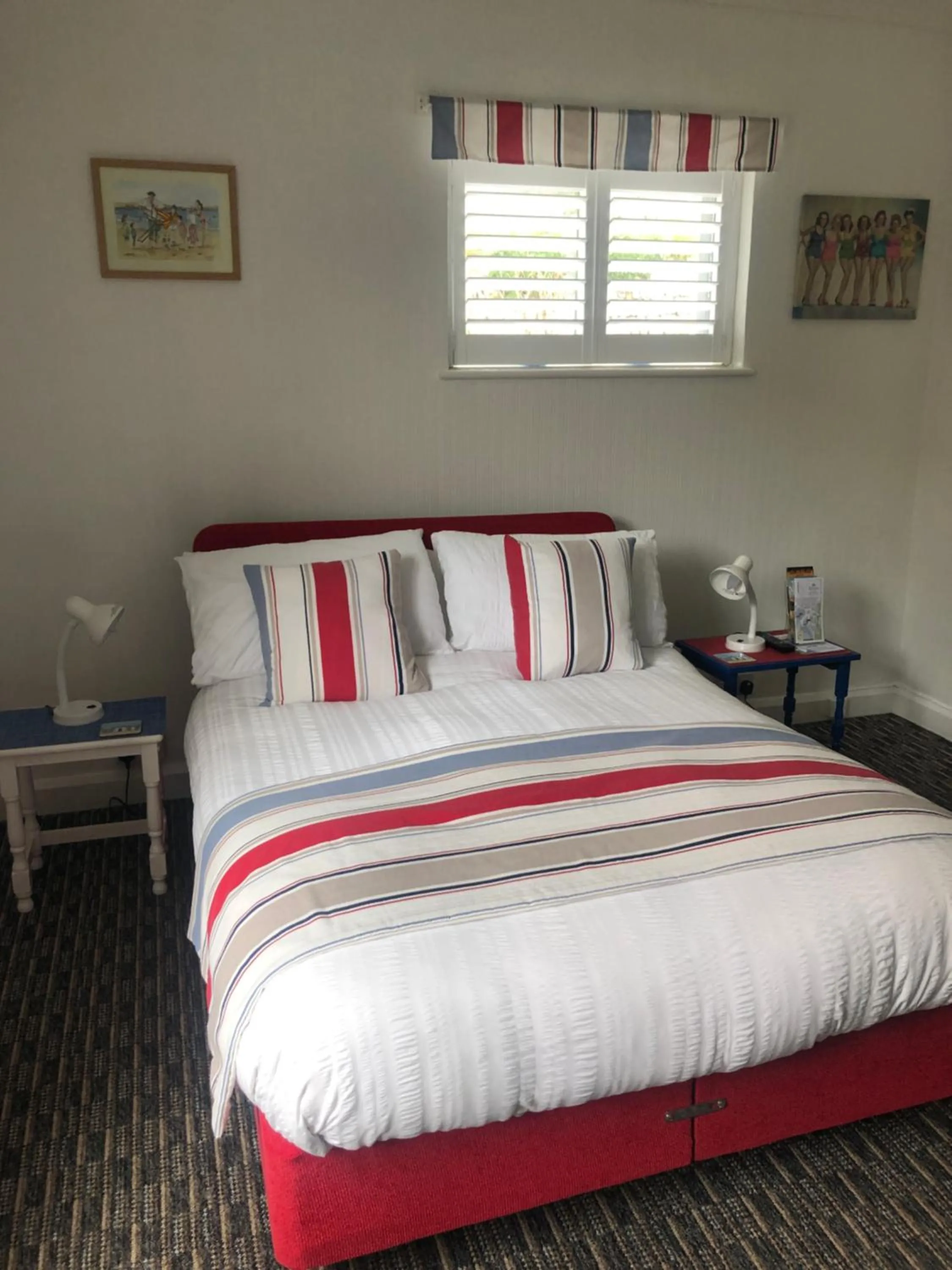 Bed in Tredara Bed & Breakfast
