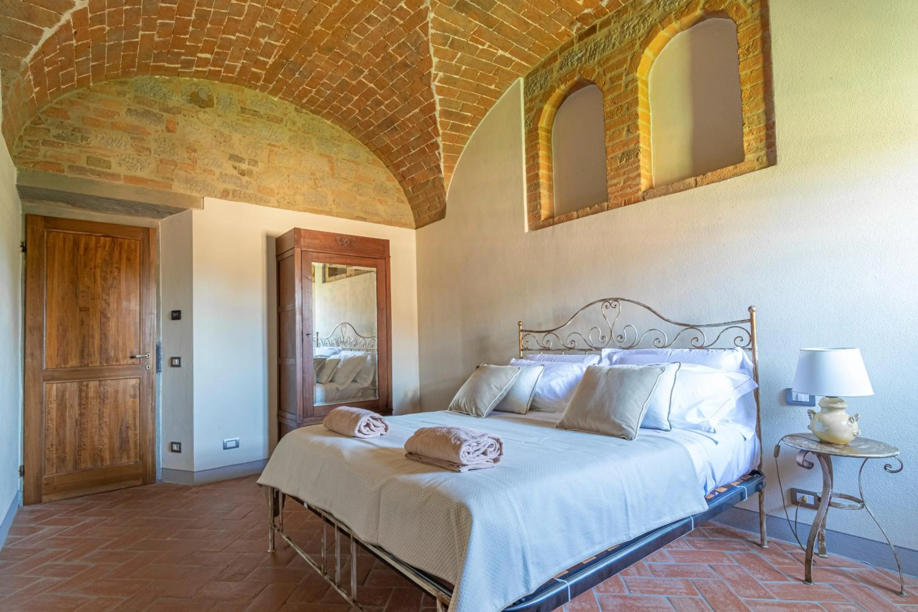 Photo of the whole room, Bed in Tenuta Di Sticciano
