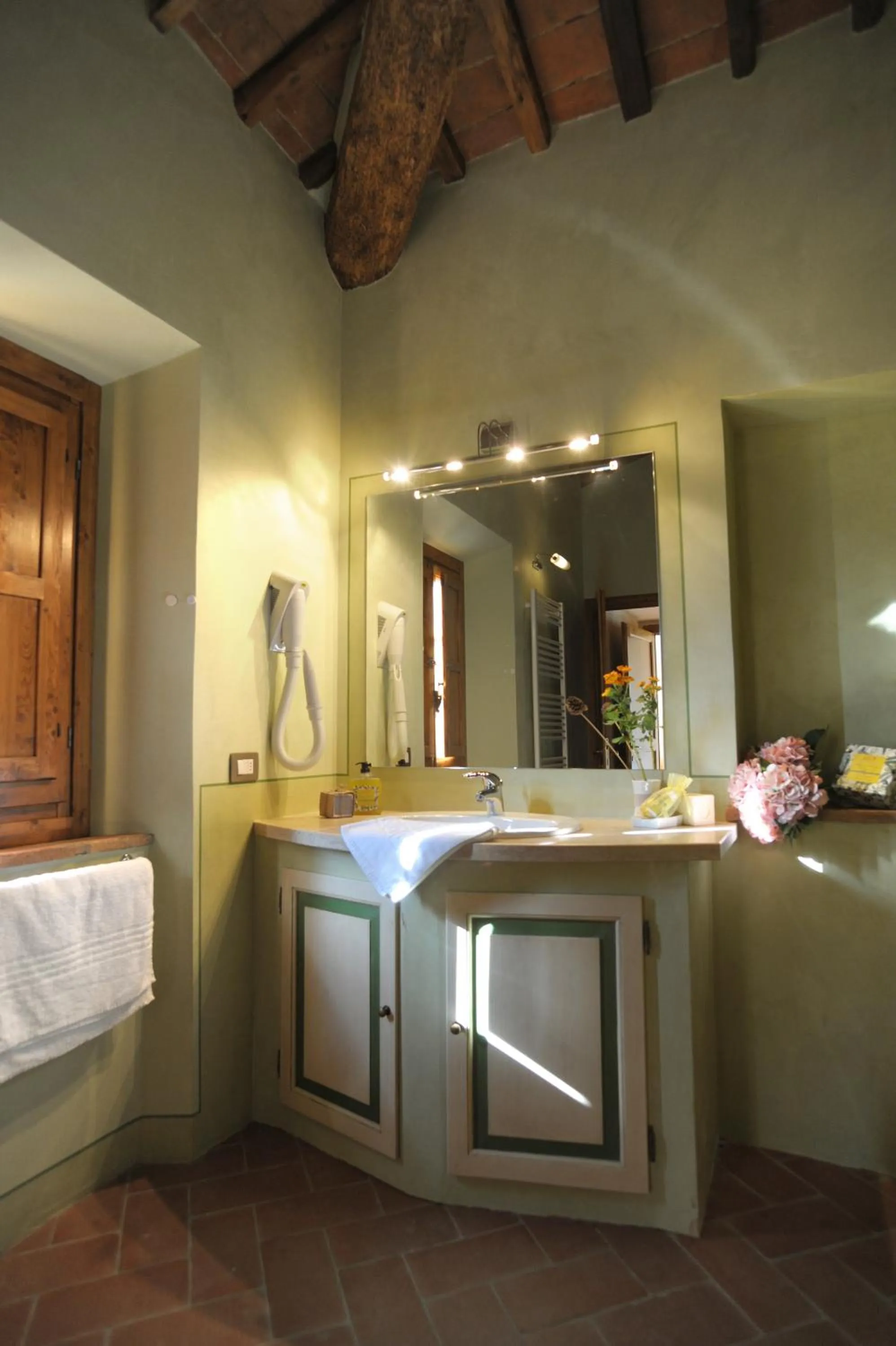Bathroom in Tenuta Di Sticciano