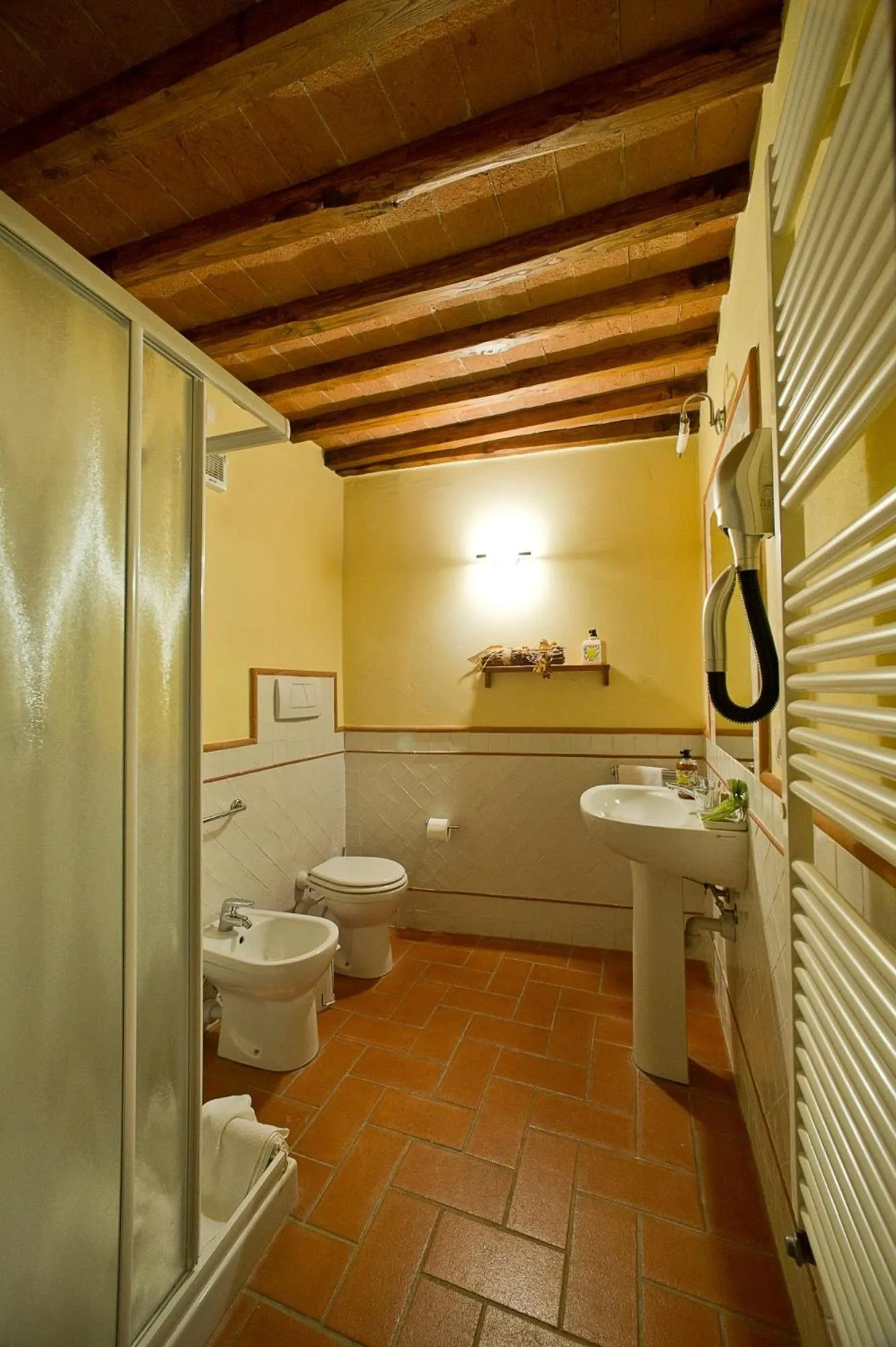 Bathroom in Tenuta Di Sticciano