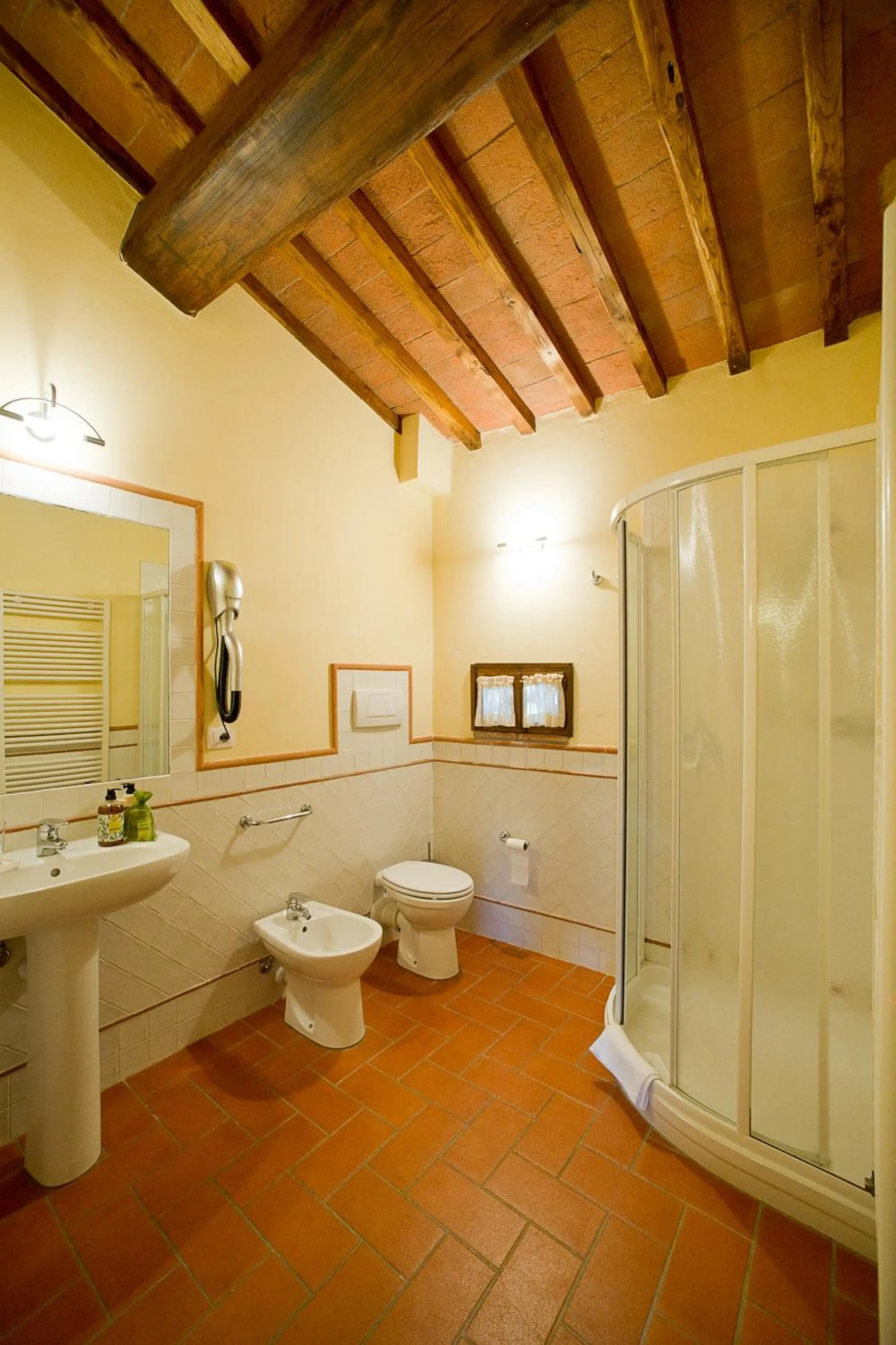 Bathroom in Tenuta Di Sticciano