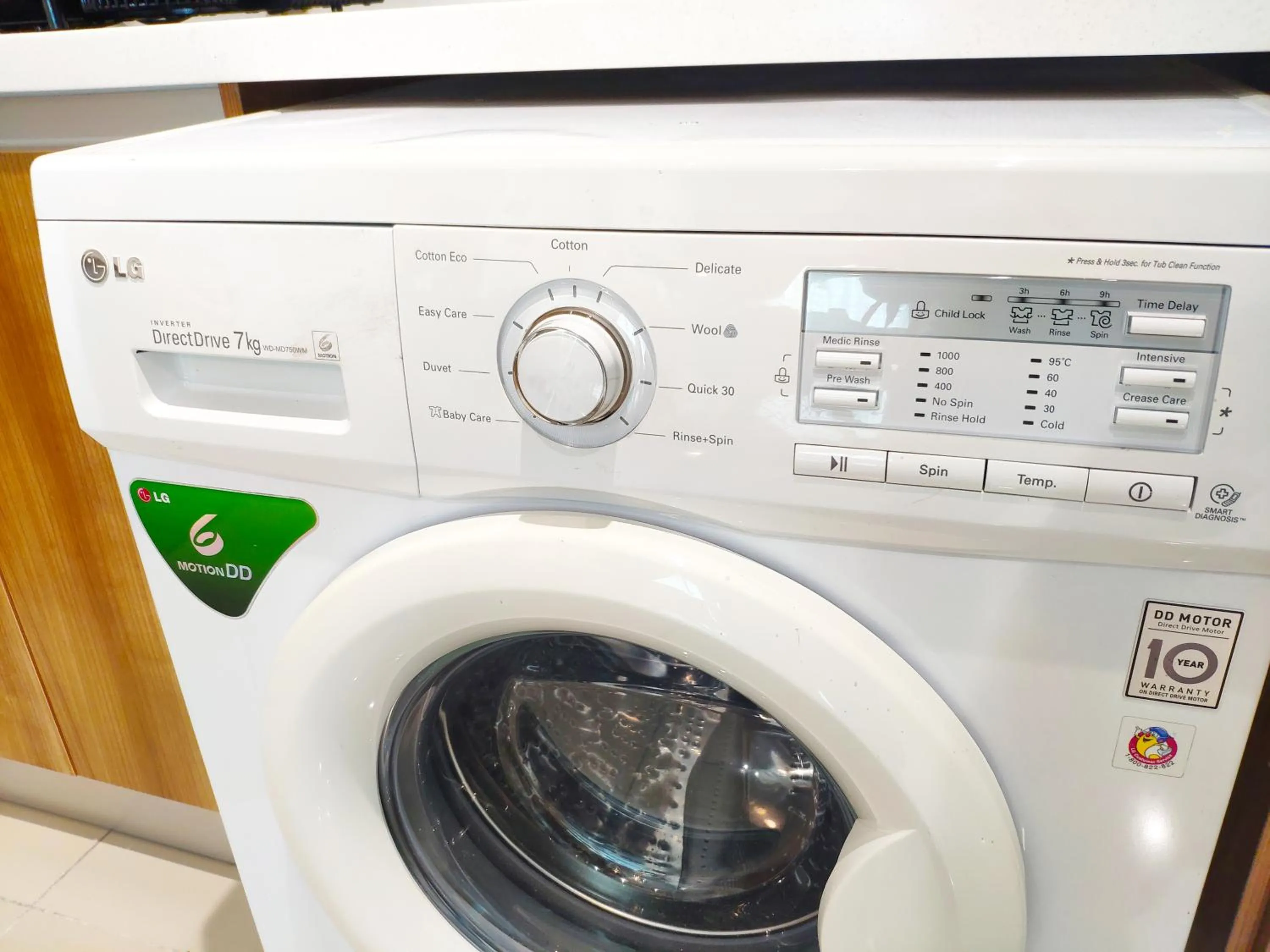 washing machine in 5-Star Apartment + Infinity Pool, 4 pax, 1 min to Jaya One