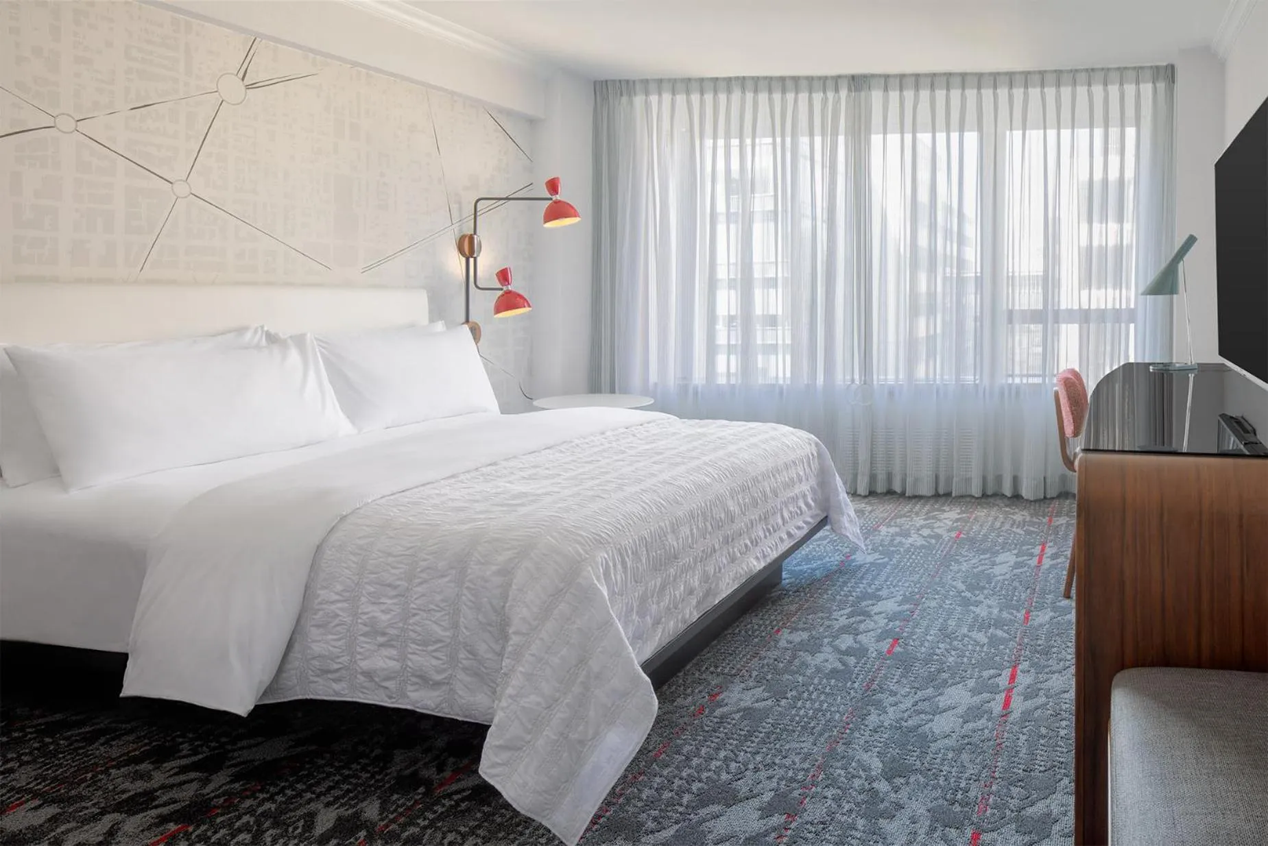 Bedroom, Bed in Le Meridien Washington, DC, The Madison