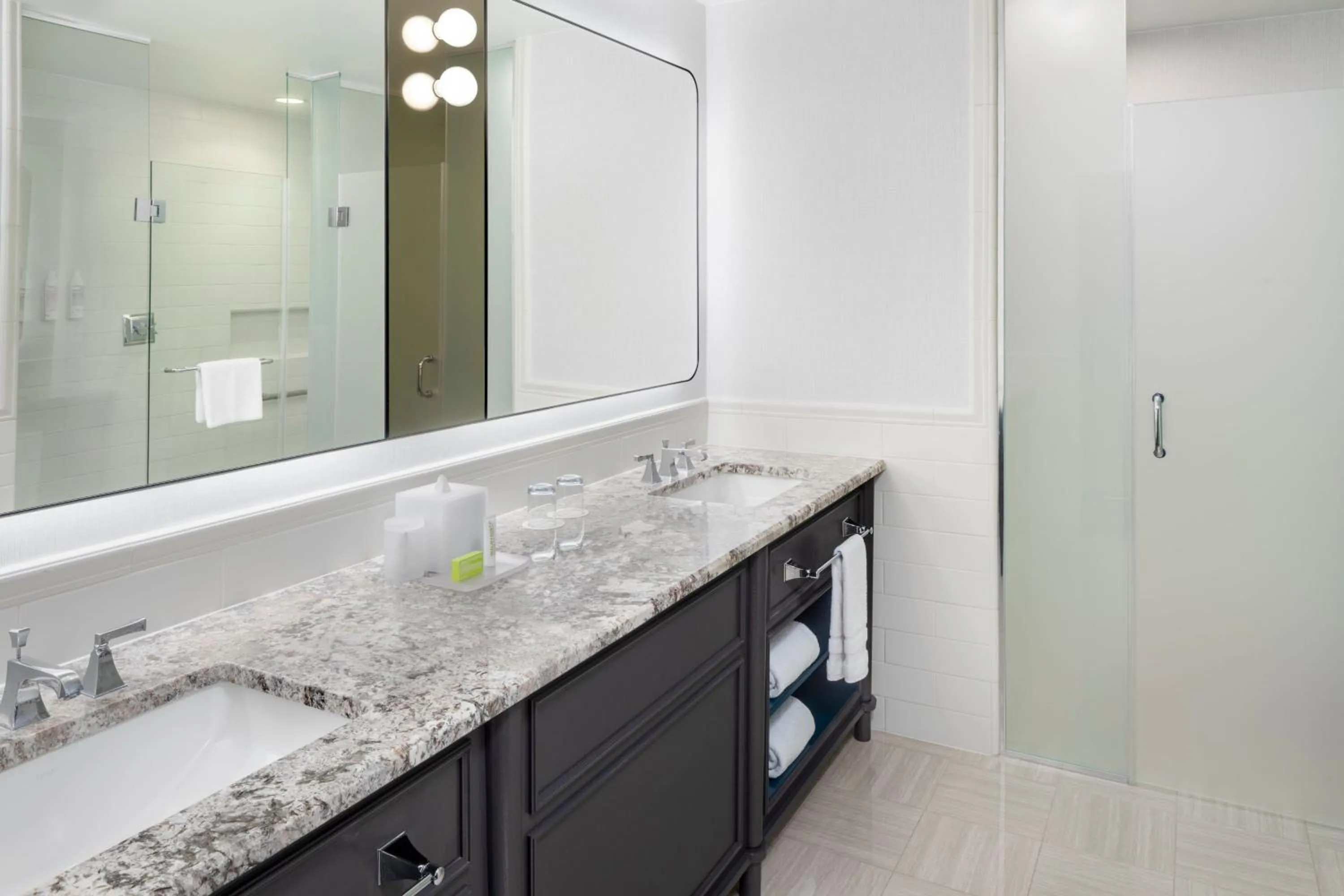 Bathroom in Le Meridien Washington, DC, The Madison