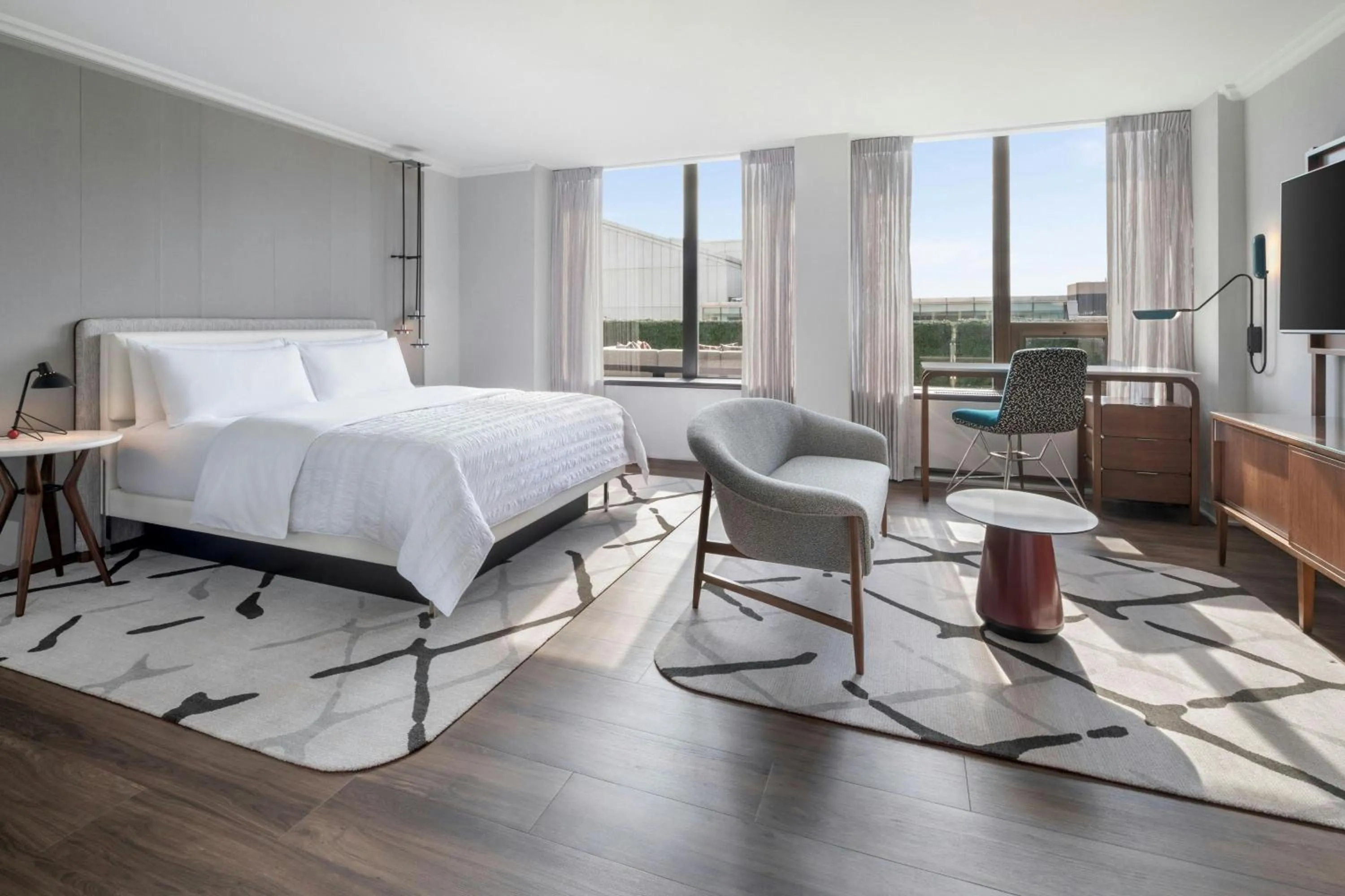 Bedroom, Bed in Le Meridien Washington, DC, The Madison