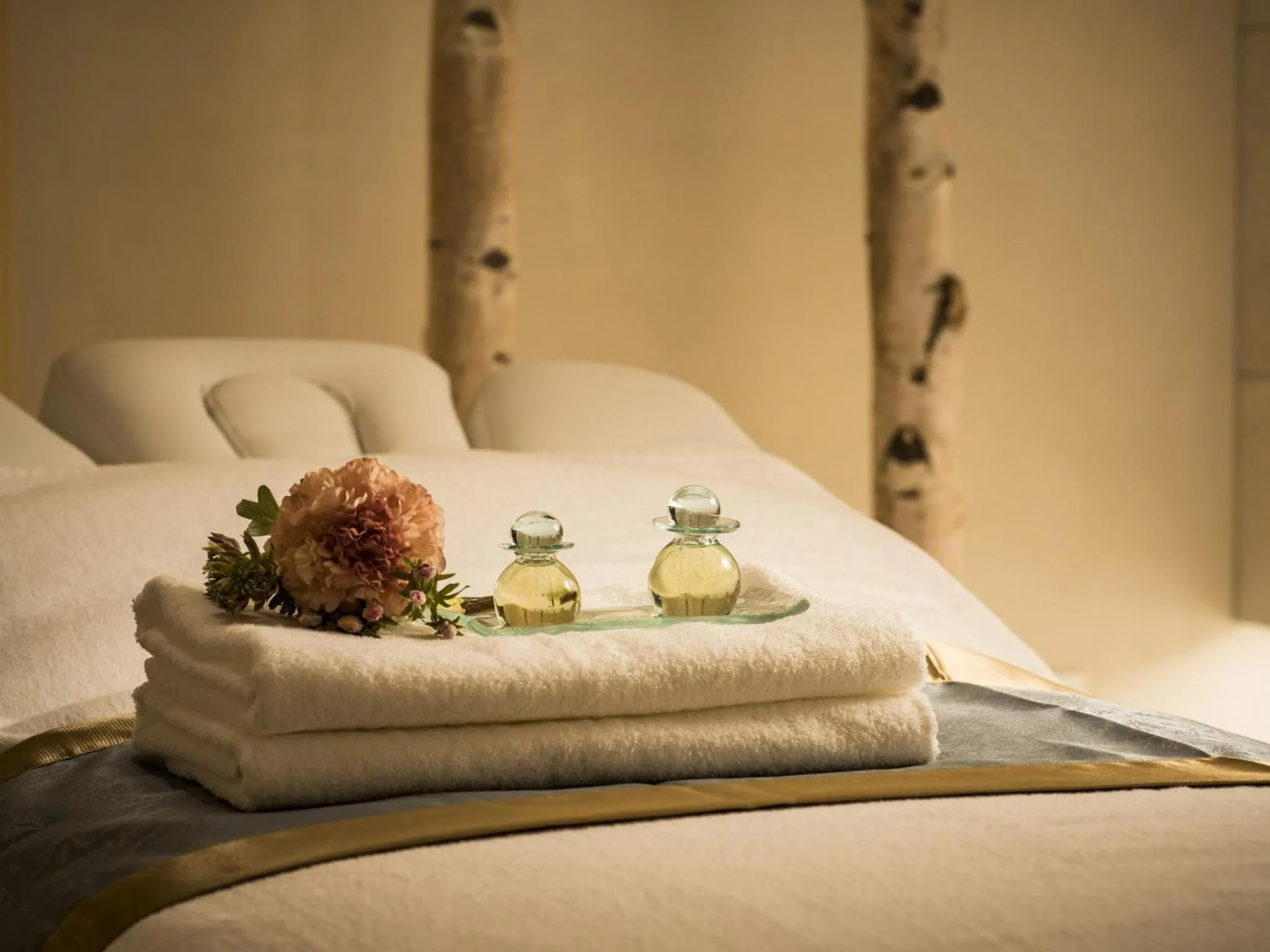 Massage, Bed in Portom International Hokkaido