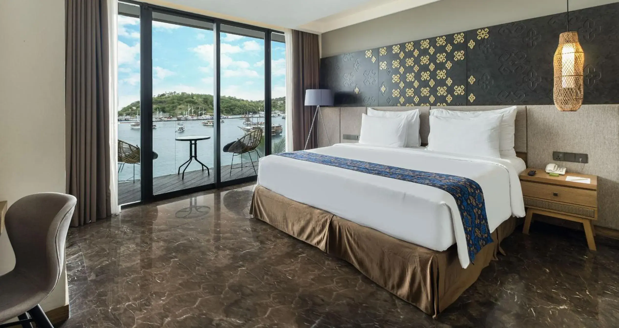 The Horizon Sea View in Meruorah Komodo Labuan Bajo The Horizon Sea View in Meruorah Komodo Labuan Bajo