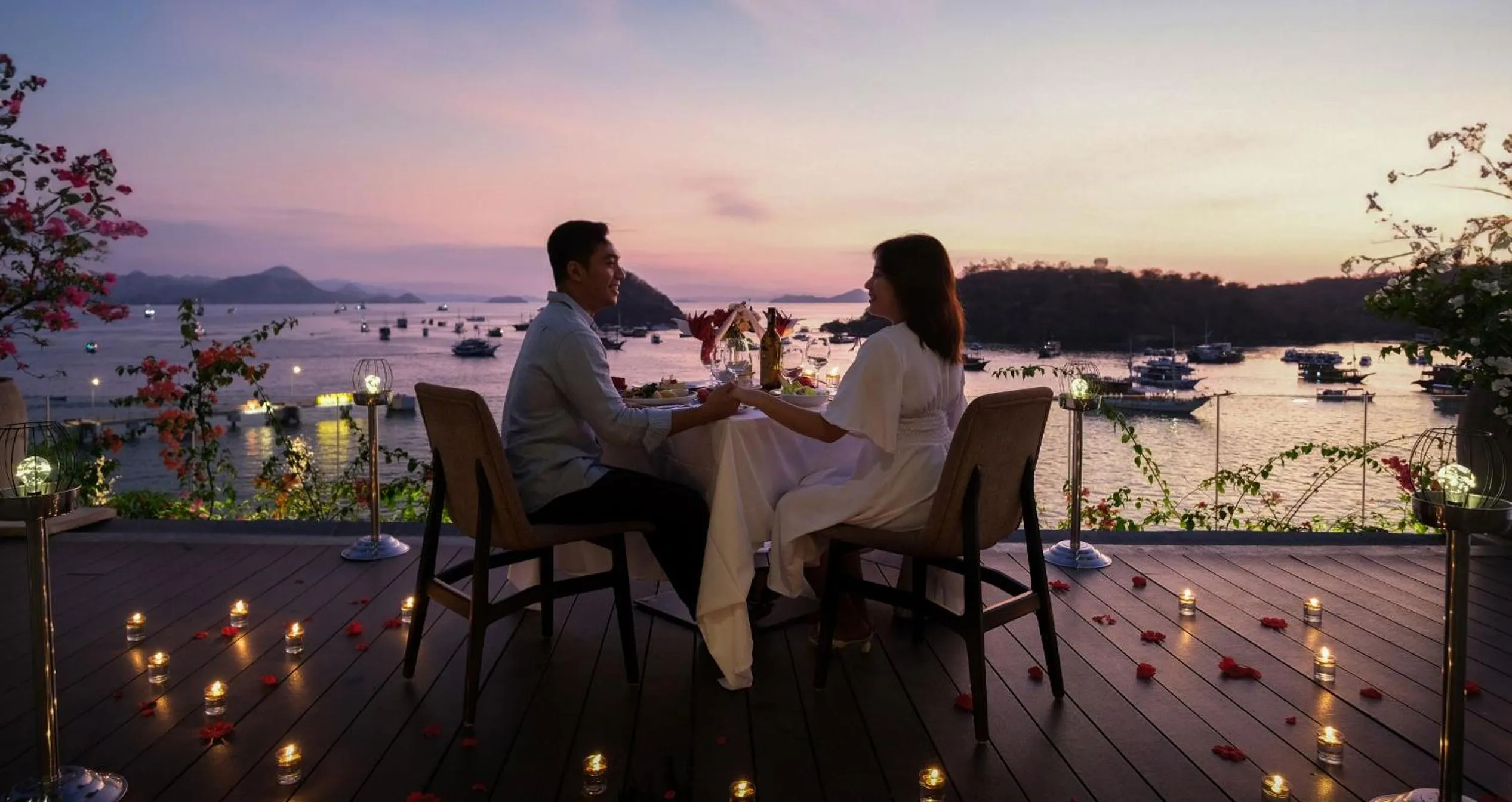 Dinner in Meruorah Komodo Labuan Bajo