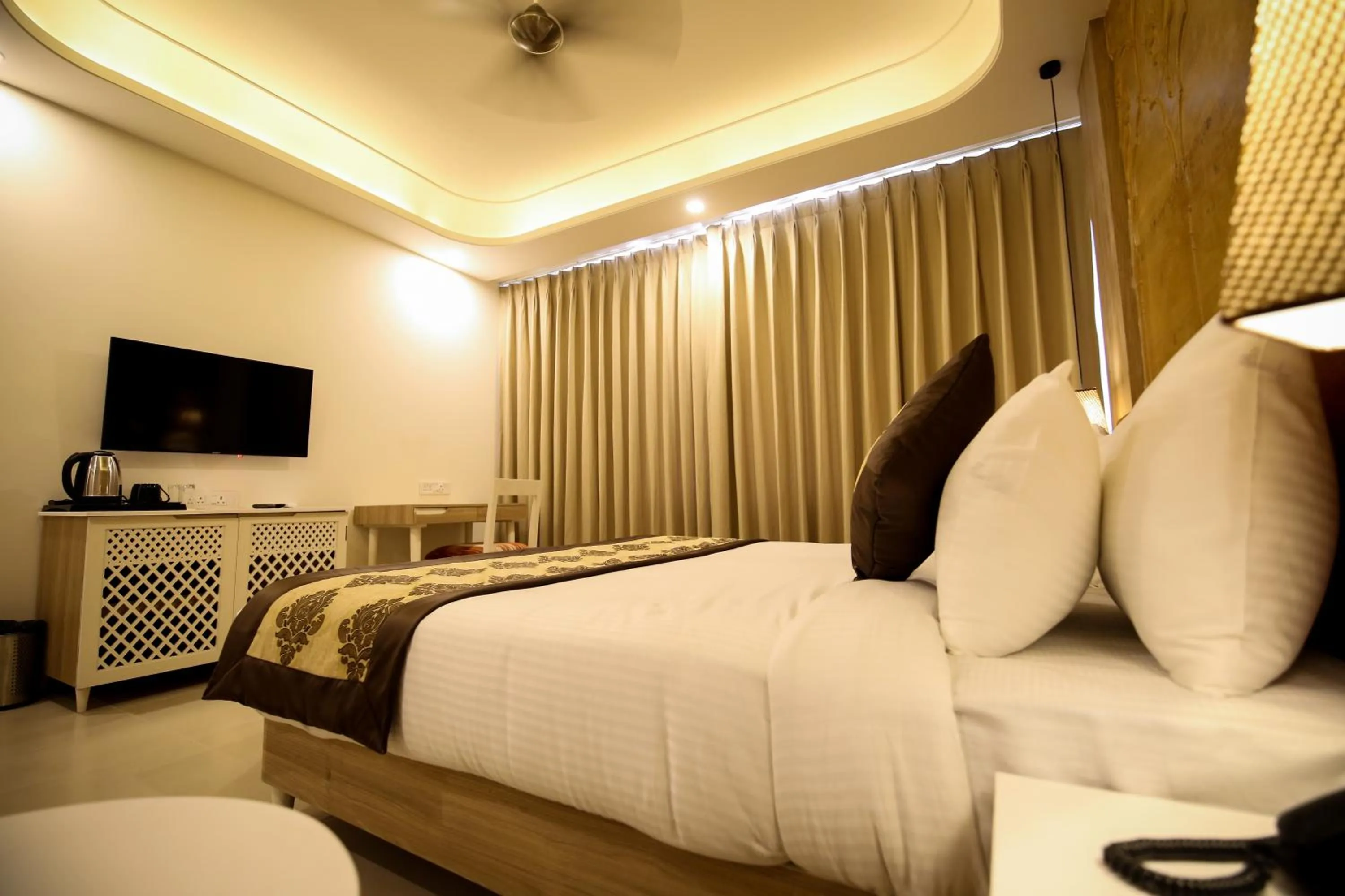 Photo of the whole room in Hotel Ratangarh Palace