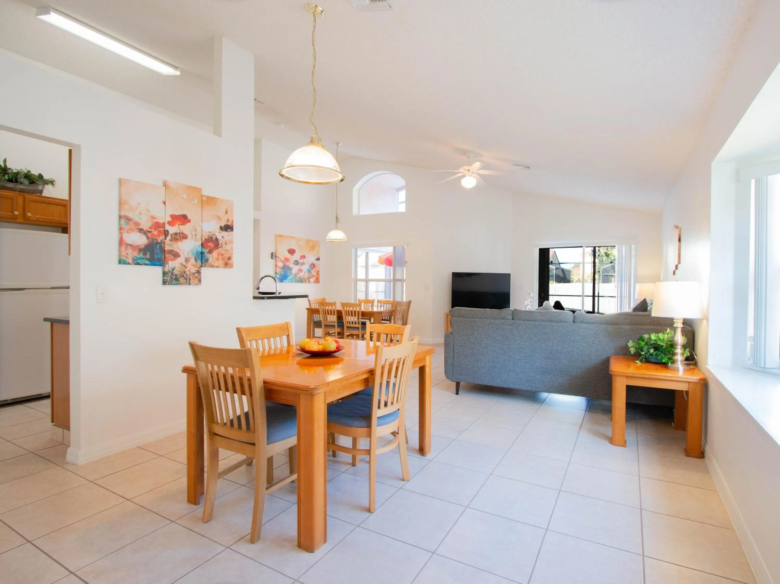 Living room in Berkley Lake Townhomes