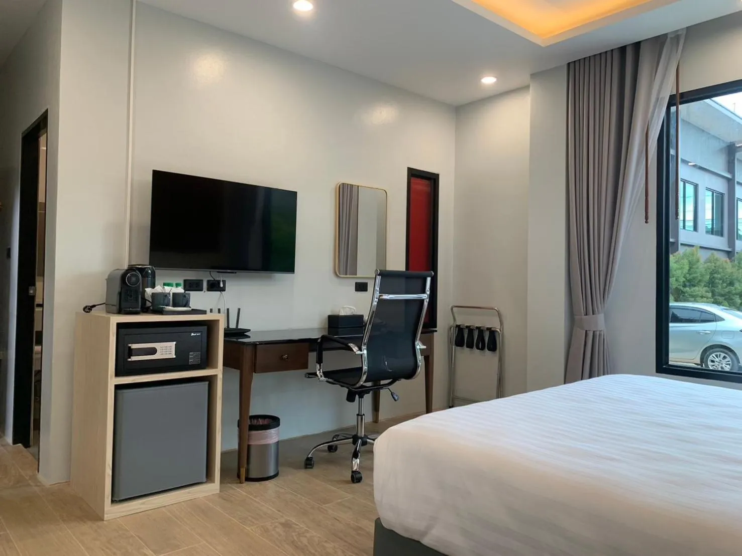 Photo of the whole room, Bed in TOBEDzZ HOTEL