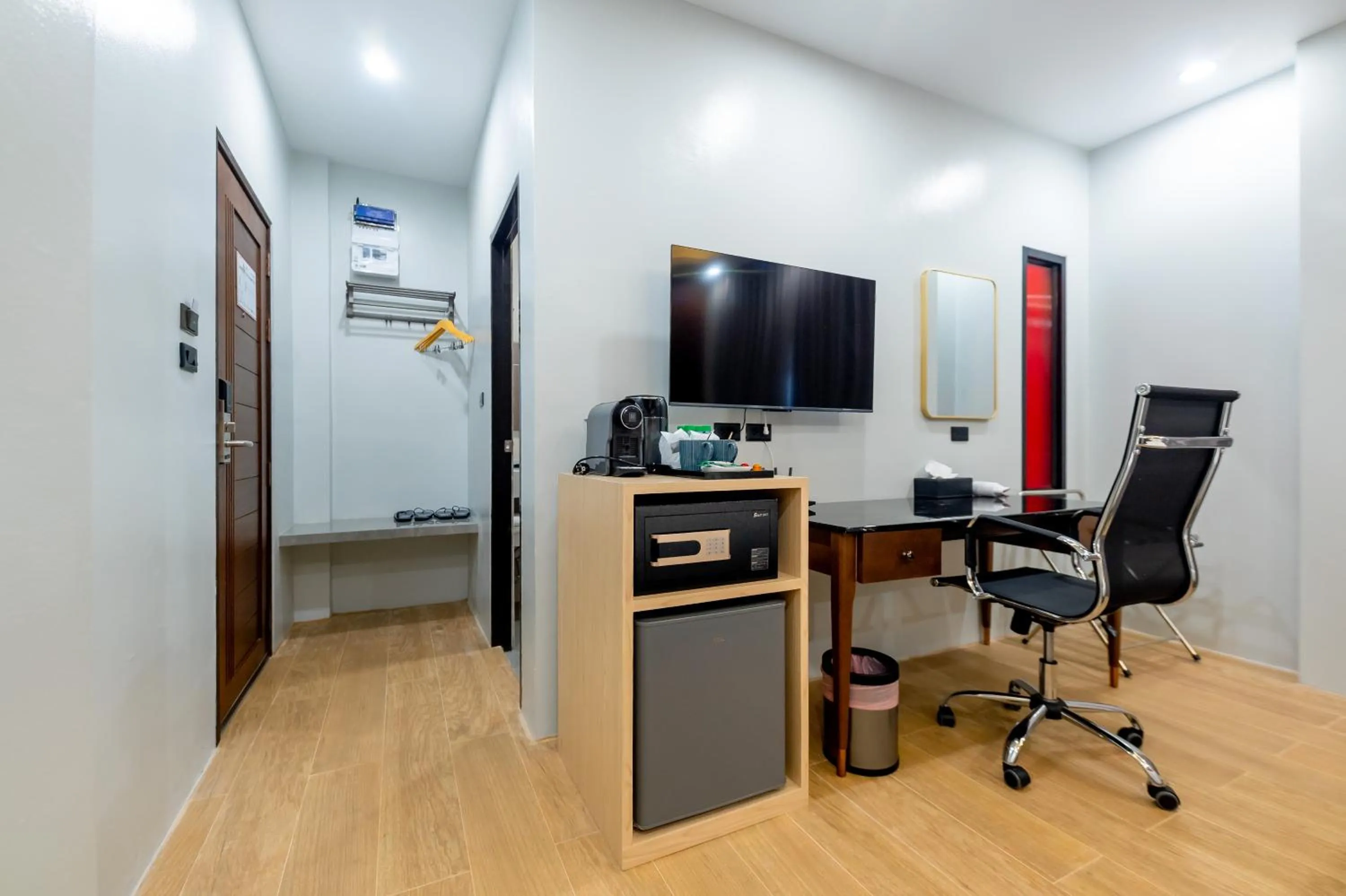 Photo of the whole room in TOBEDzZ HOTEL