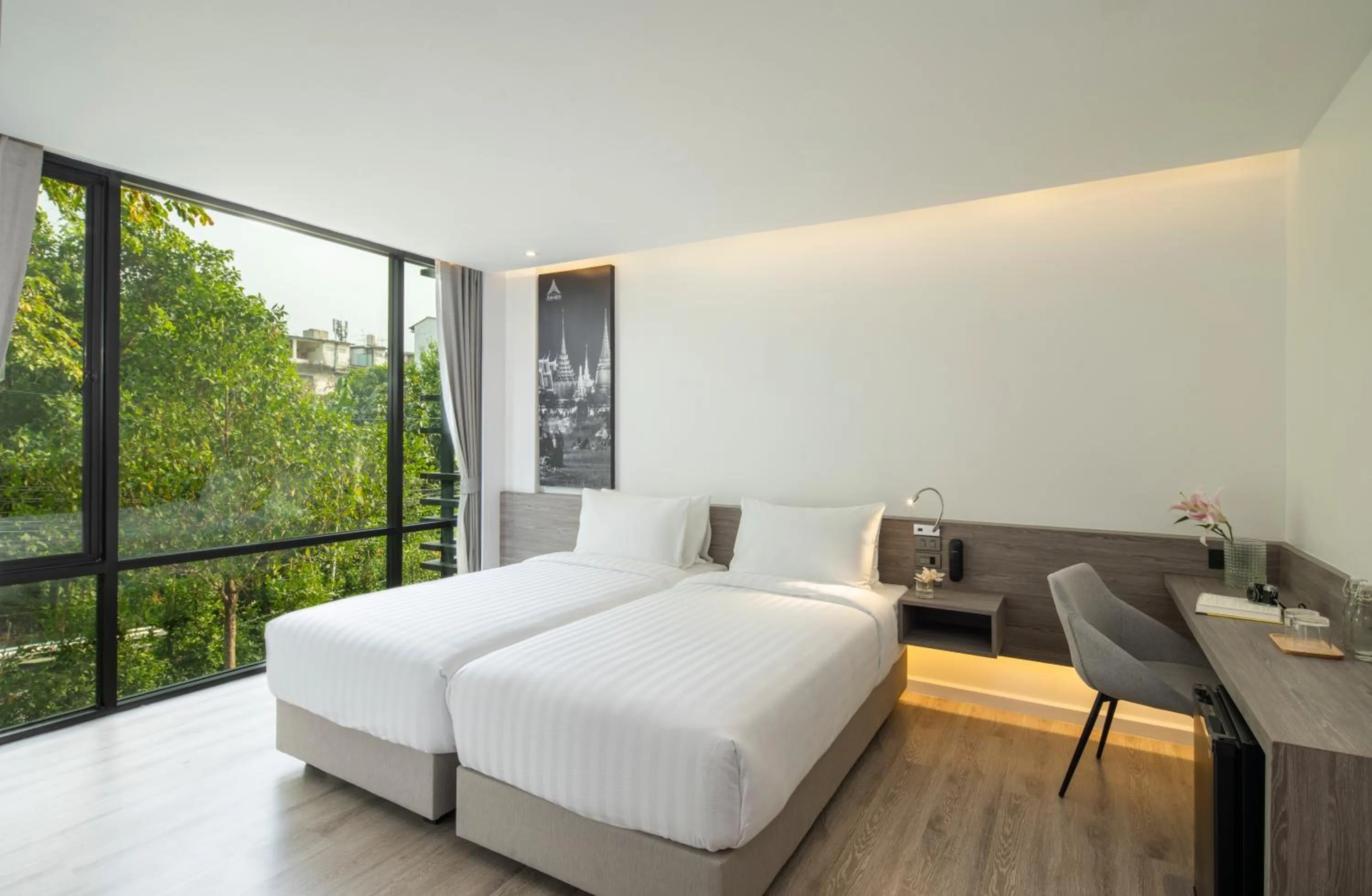 Bed in Amarin Hotel Rama 8