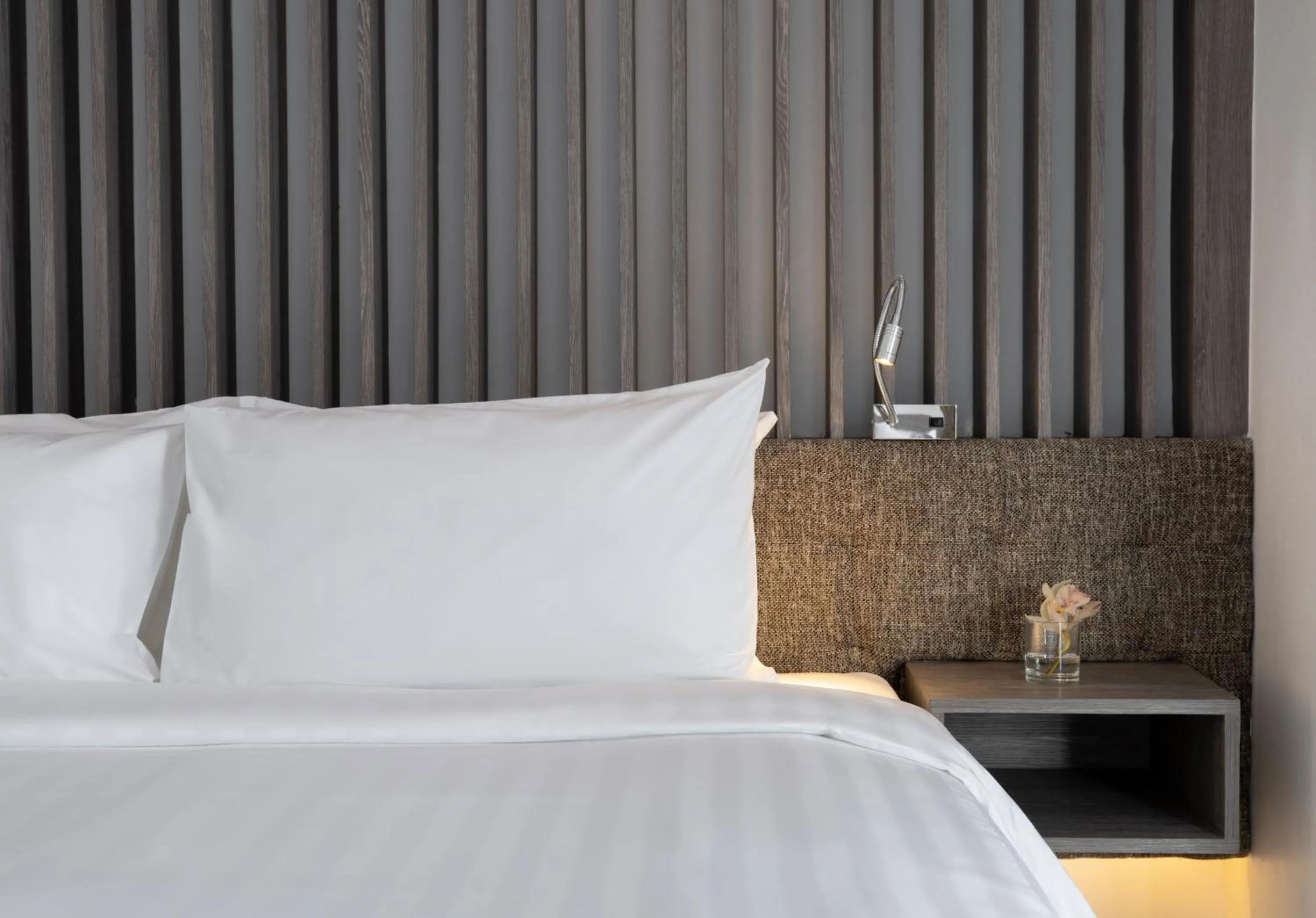 Bed in Amarin Hotel Rama 8