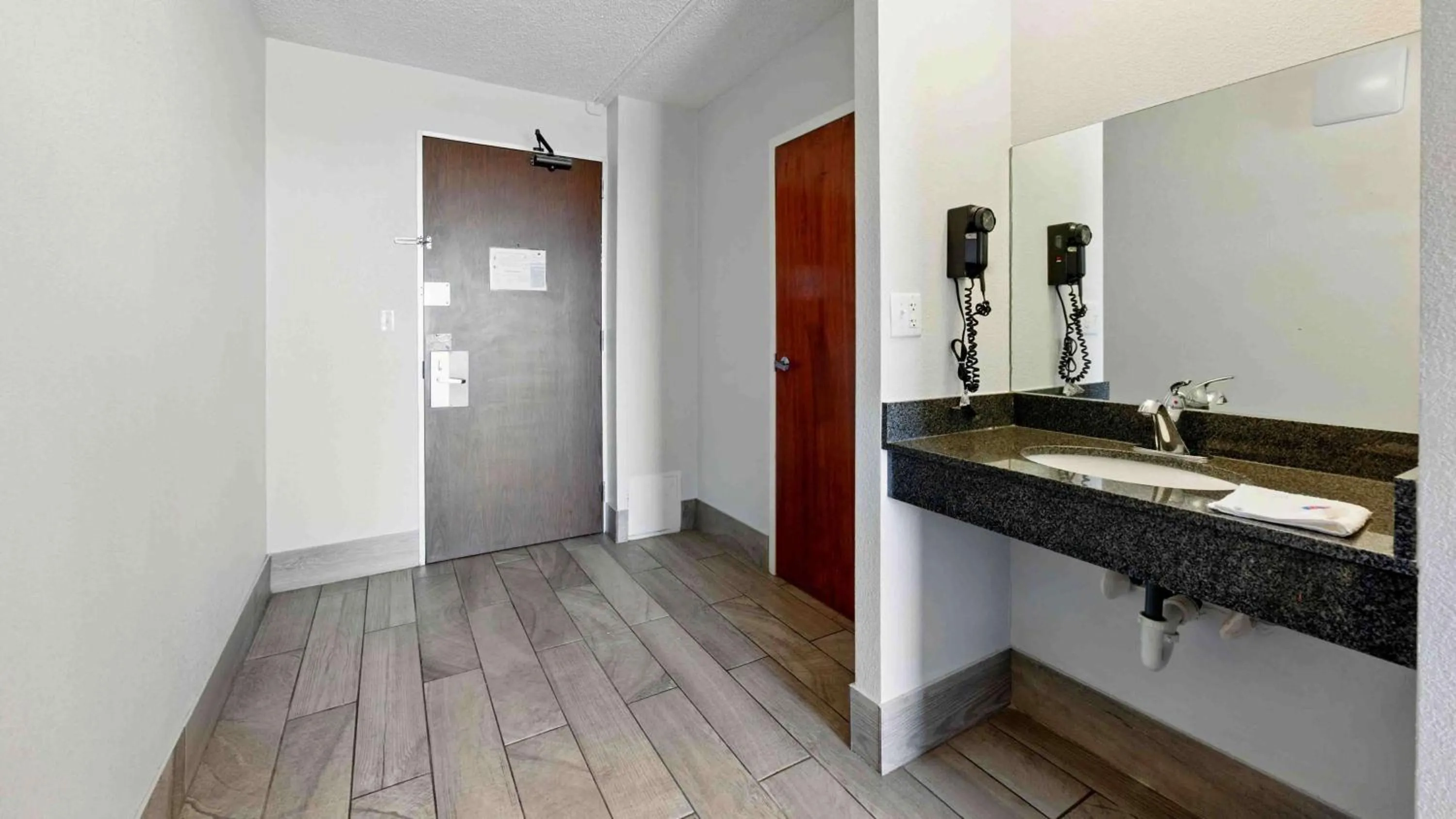 Bathroom in Motel 6-Atlanta, GA - Atlanta Airport