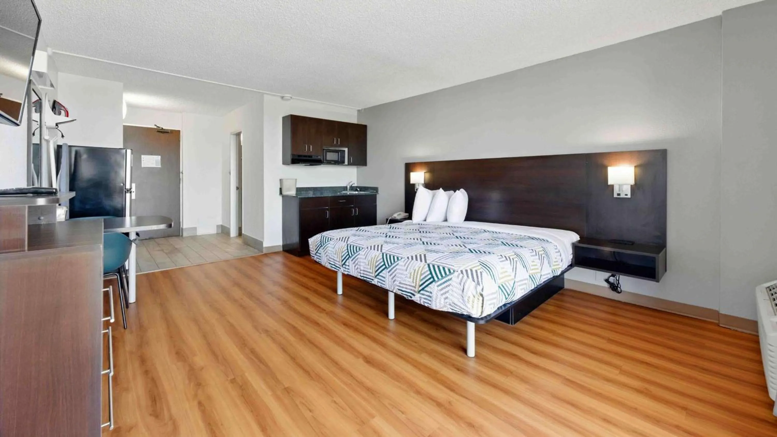 Bedroom, Bed in Motel 6-Atlanta, GA - Atlanta Airport