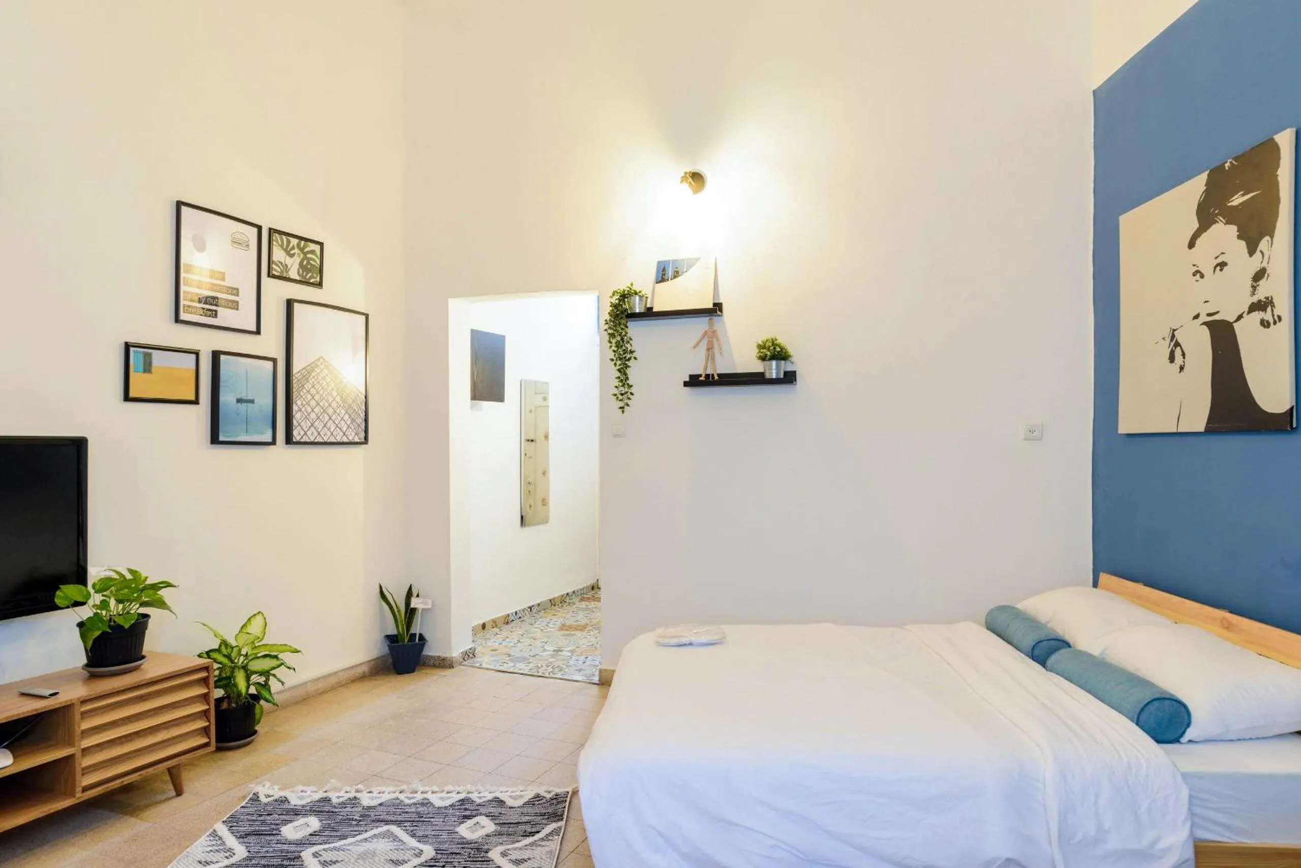 Bed in Mayer 8 Hotel By Peraia