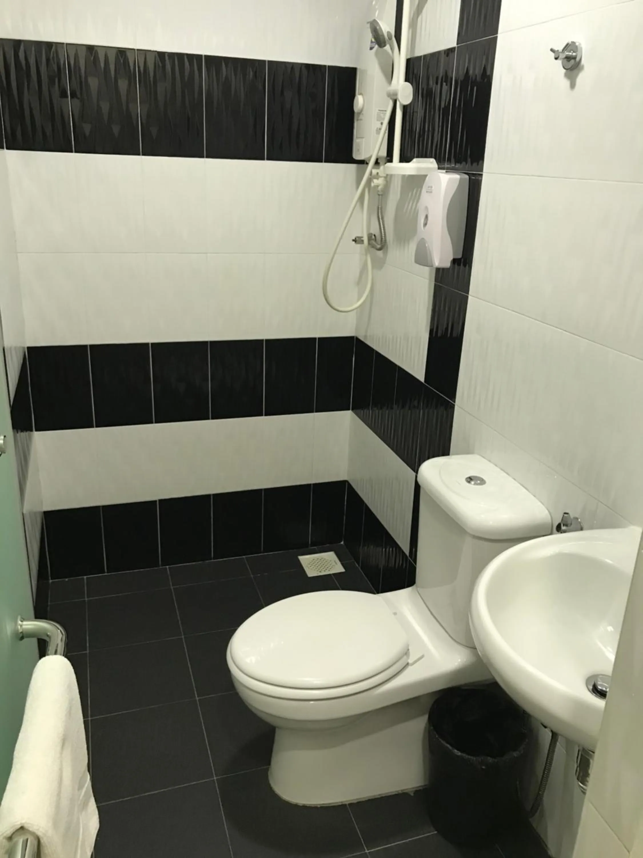 Property building in GOODY HOTEL