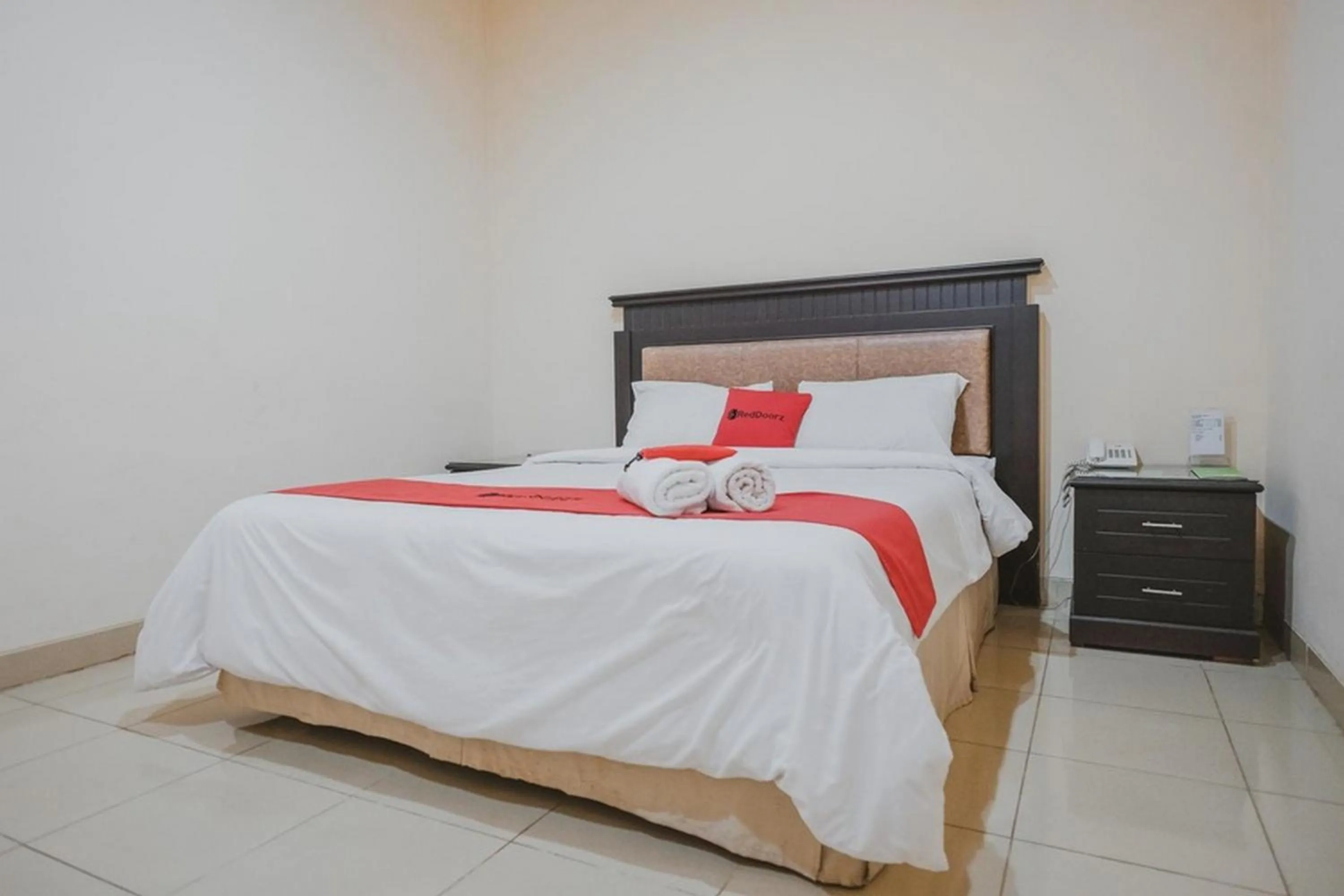 Bed in RedDoorz Premium @ Jalan Pal 10 Jambi