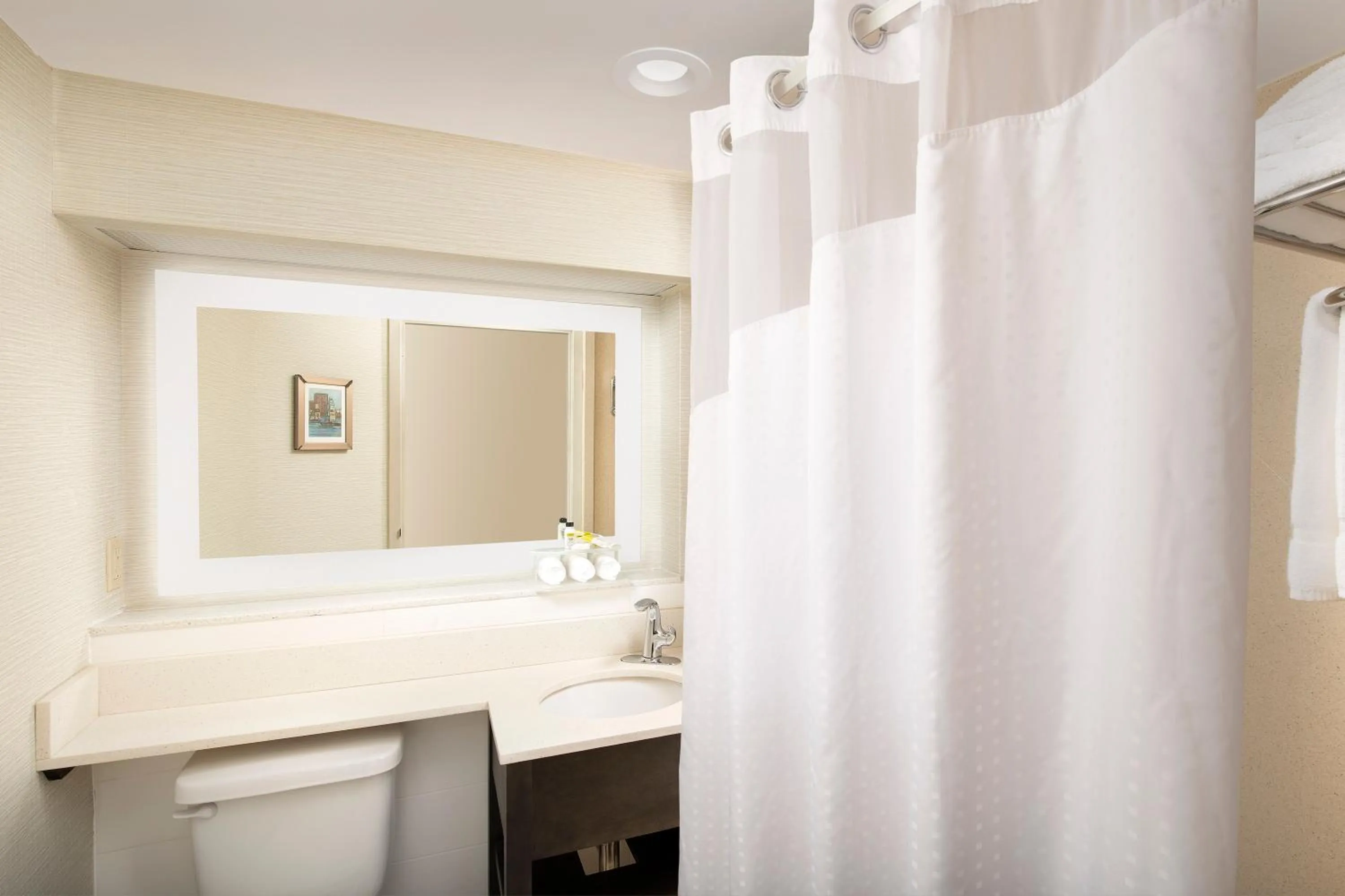 Shower in Holiday Inn Express & Suites Annapolis by IHG