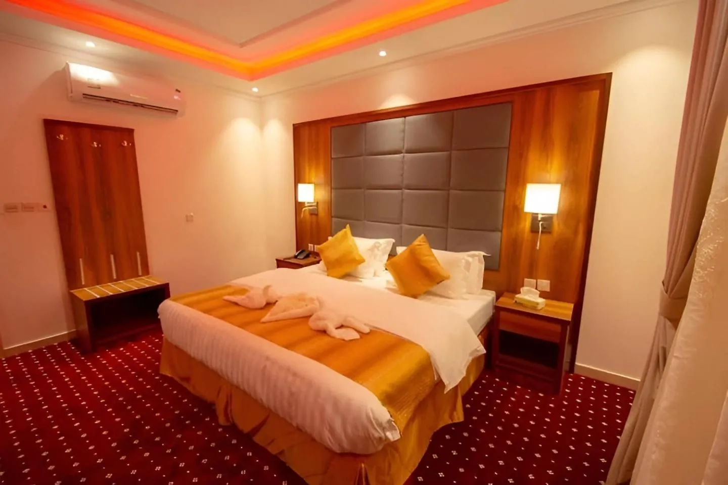 Bed in Hayat Al Rose Hotel Appartment
