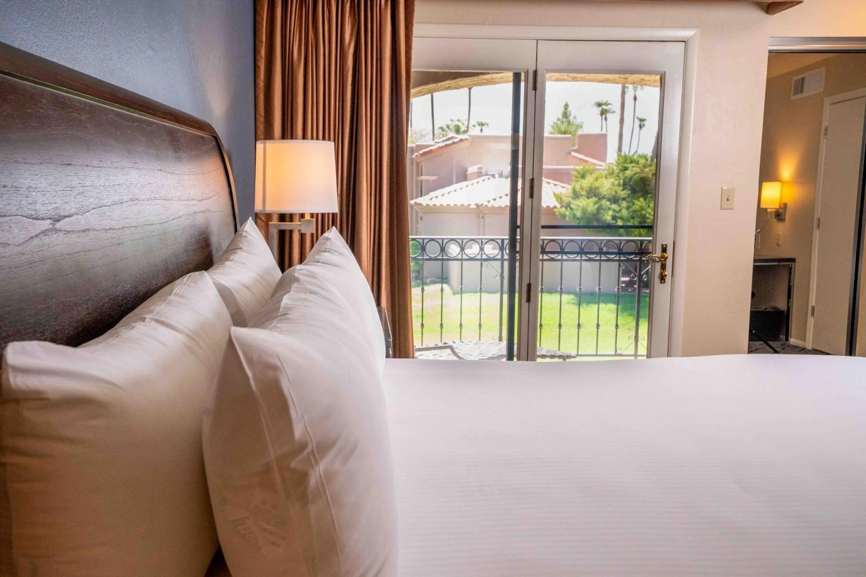 Photo of the whole room, Bed in Kimpton Miralina Resort and Villas by IHG