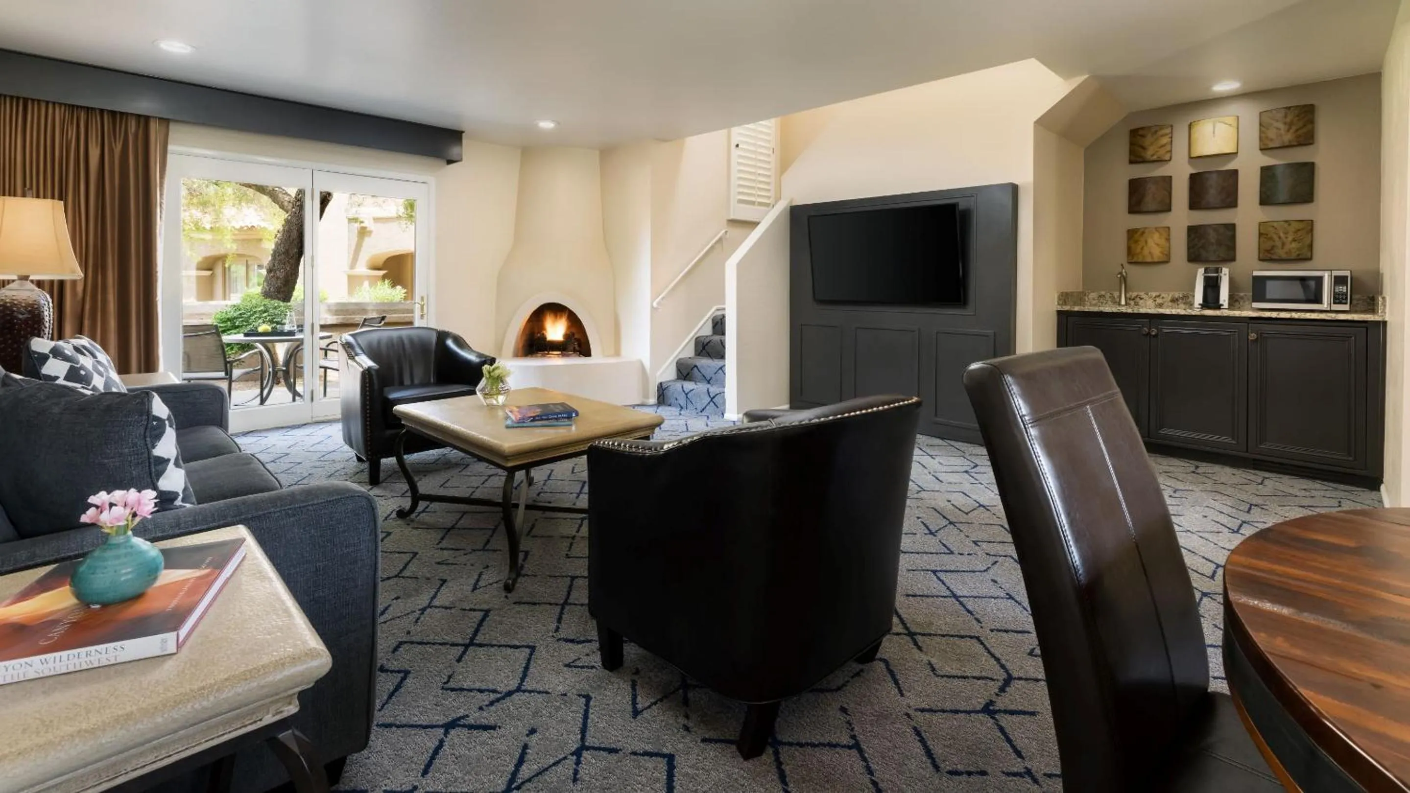 Photo of the whole room in Kimpton Miralina coming soon - Scottsdale Plaza Resort