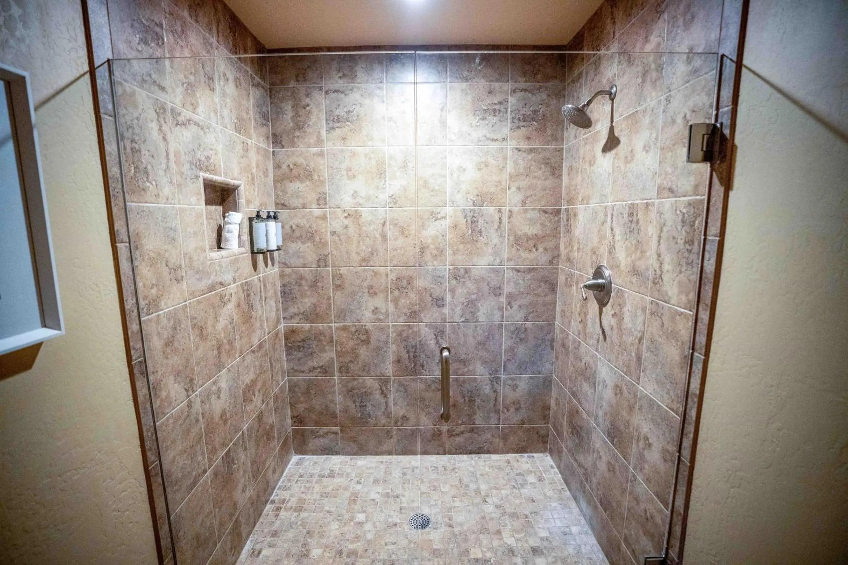 Photo of the whole room in Kimpton Miralina coming soon - Scottsdale Plaza Resort