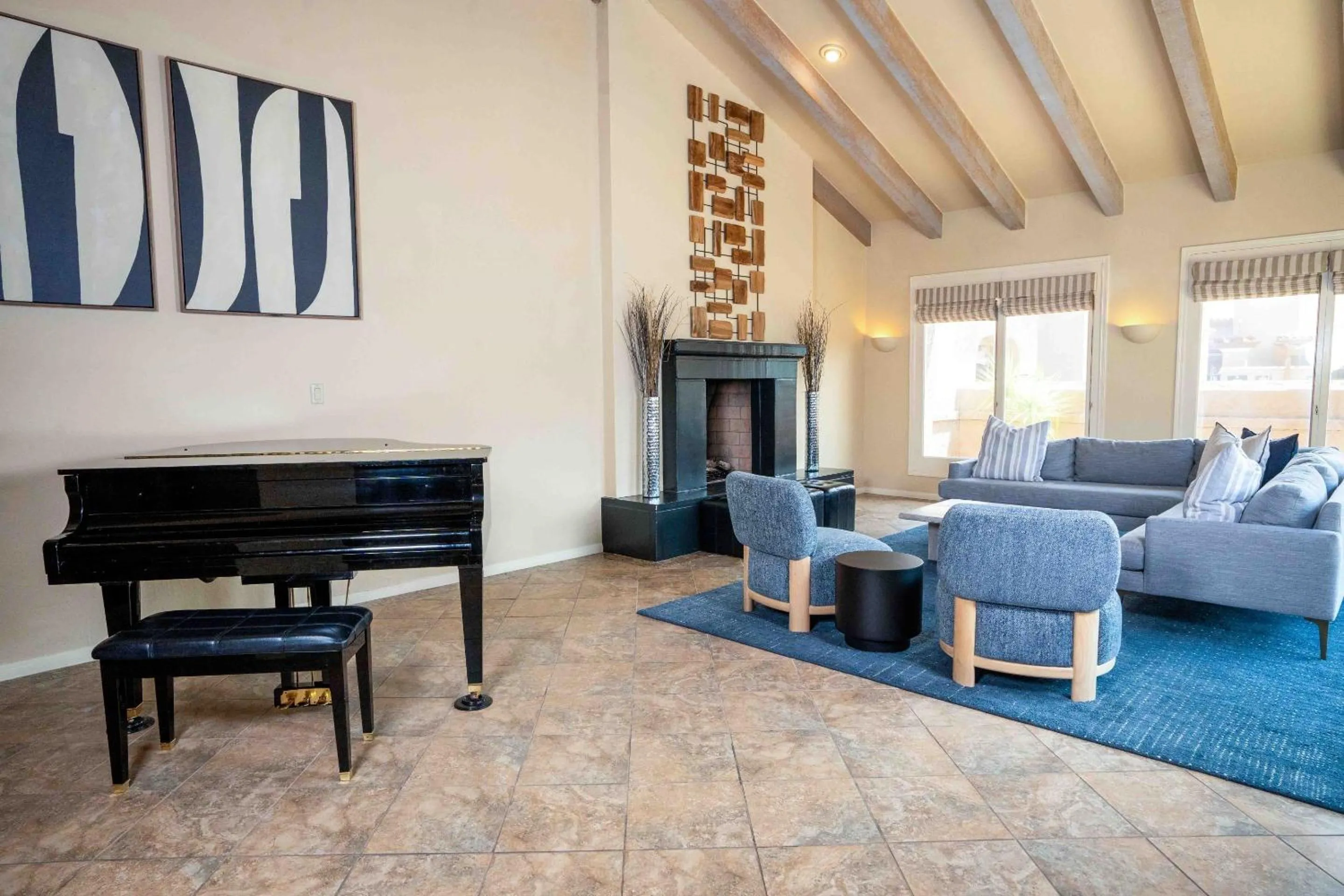 Photo of the whole room in Kimpton Miralina coming soon - Scottsdale Plaza Resort