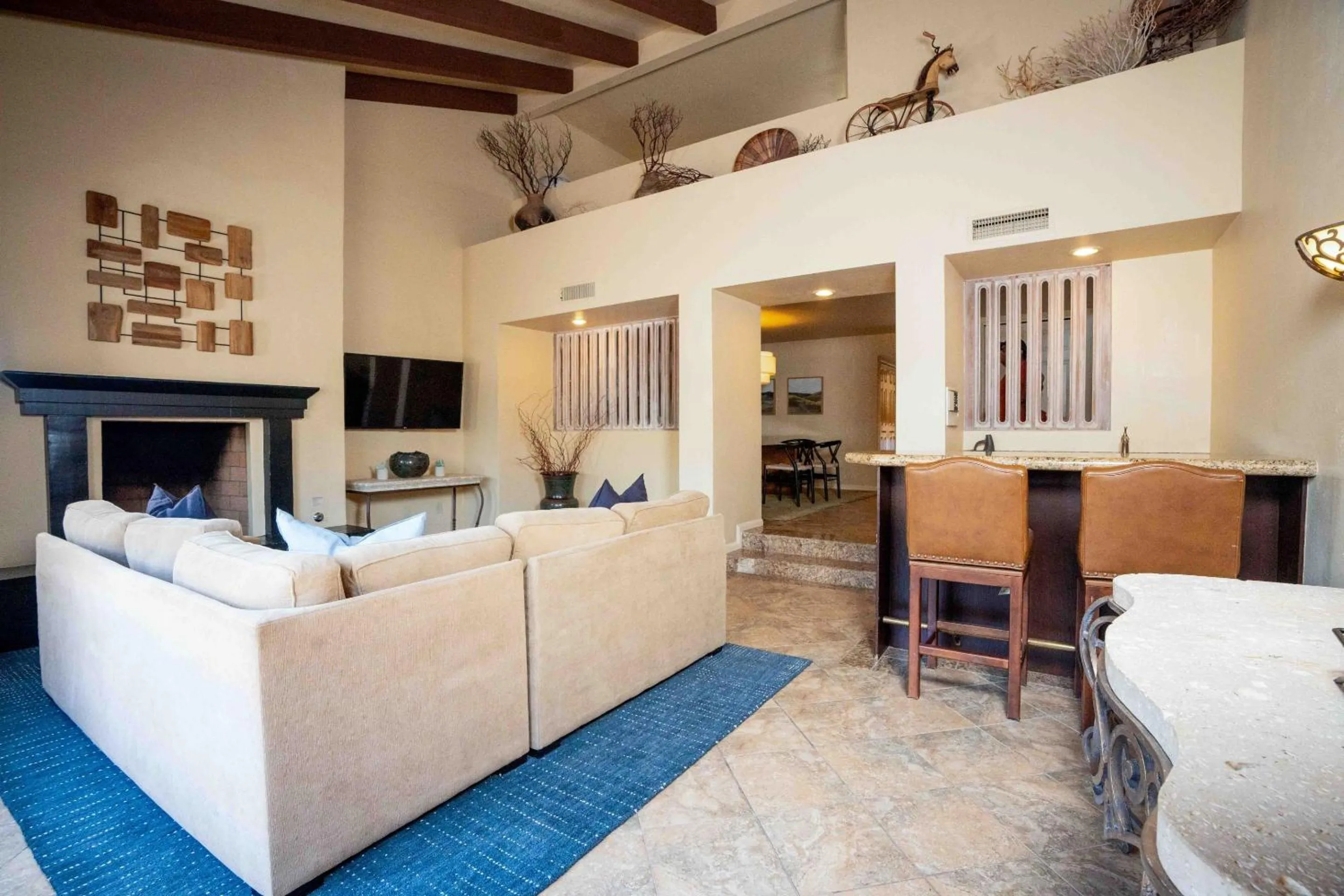 Photo of the whole room in Kimpton Miralina coming soon - Scottsdale Plaza Resort