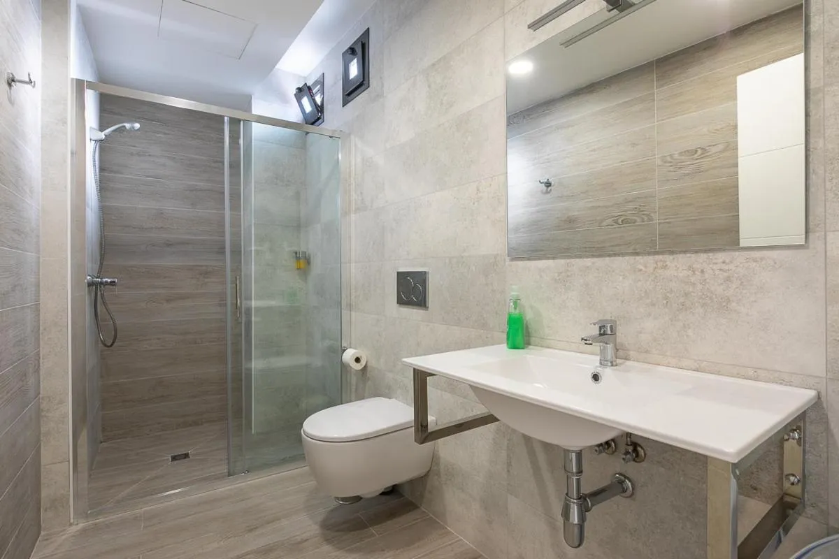 Bathroom in Apartamentos Guerrero 3