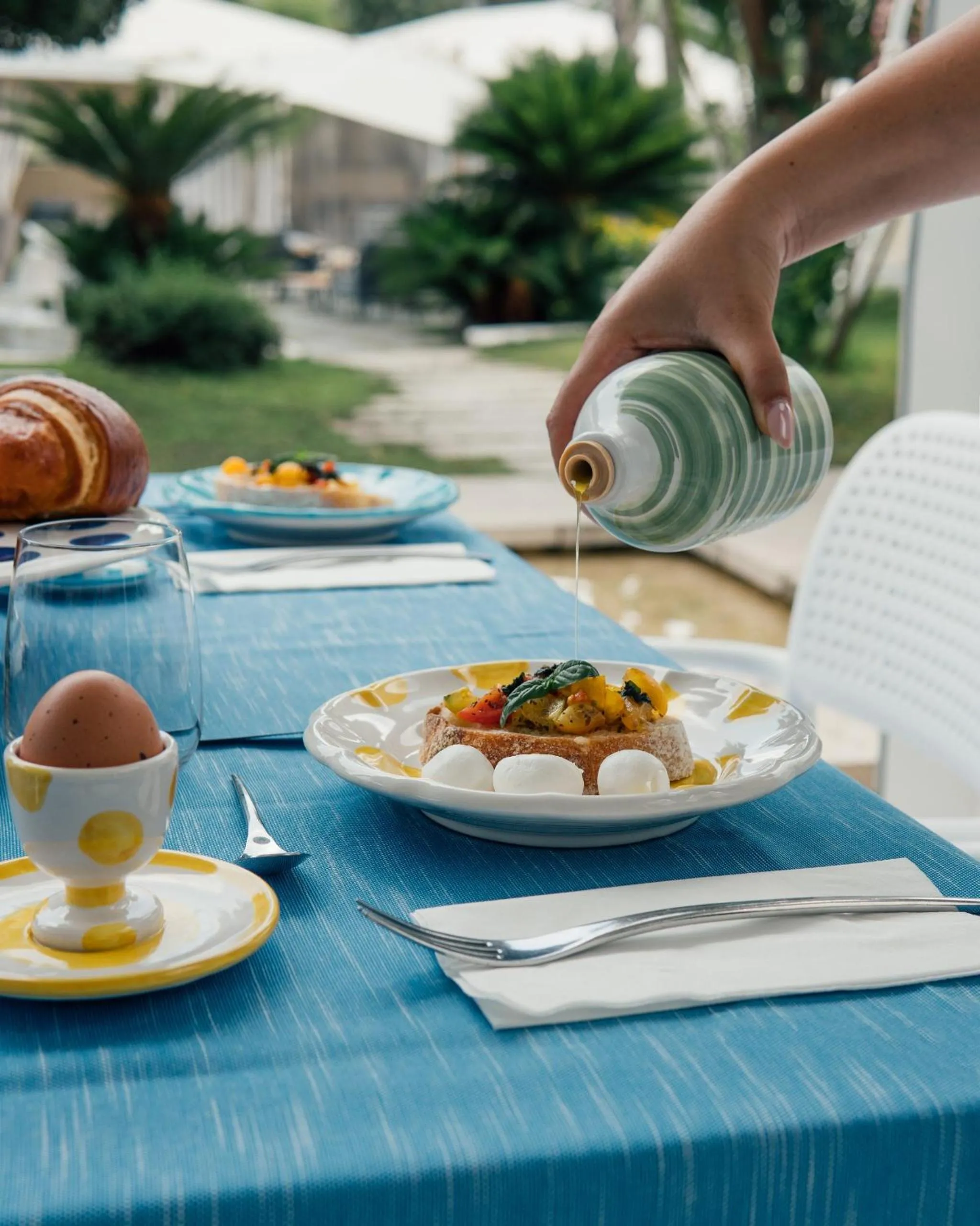 Food and drinks in Relais Corte Degli Aragonesi