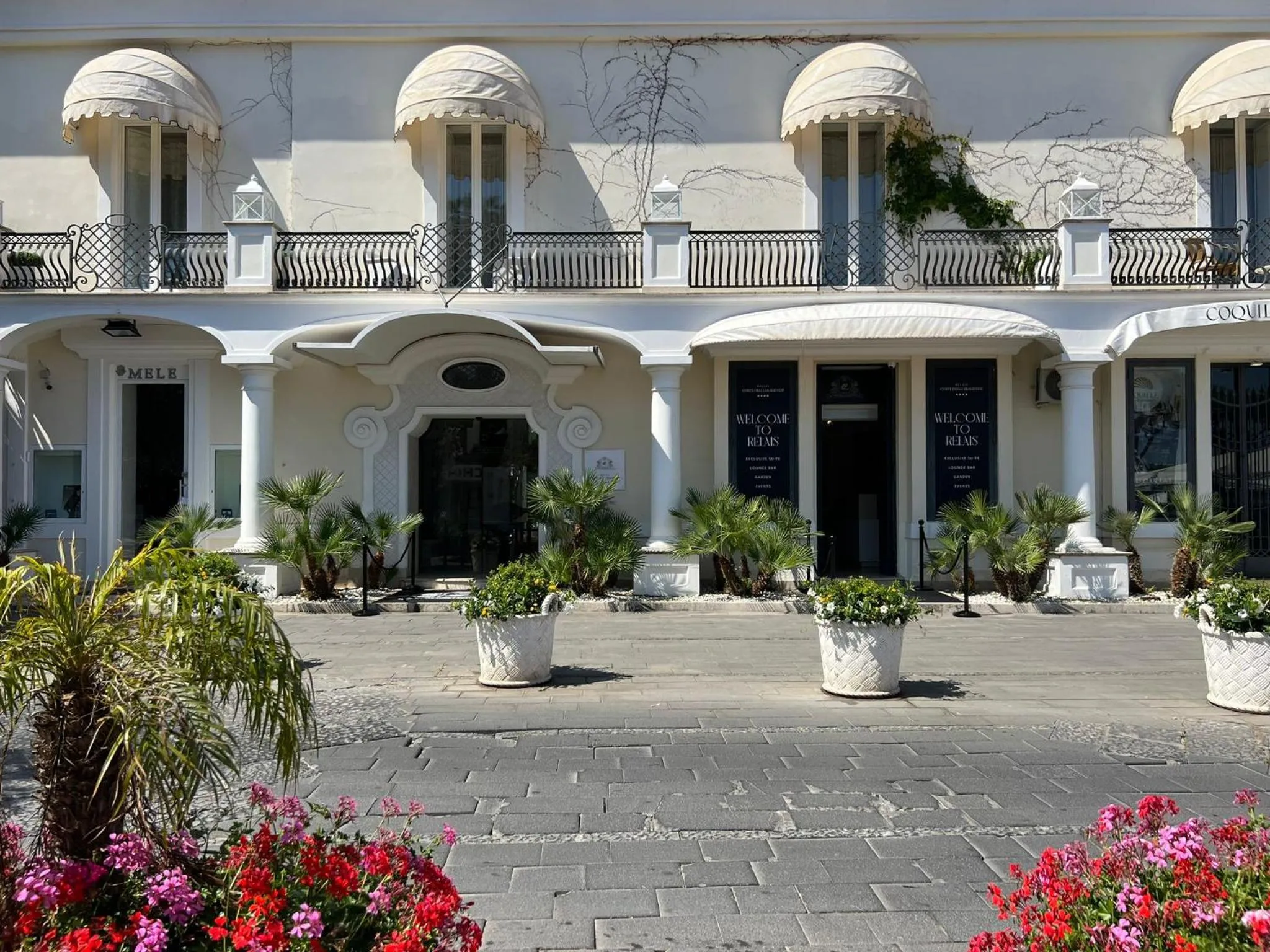 Property building in Relais Corte Degli Aragonesi