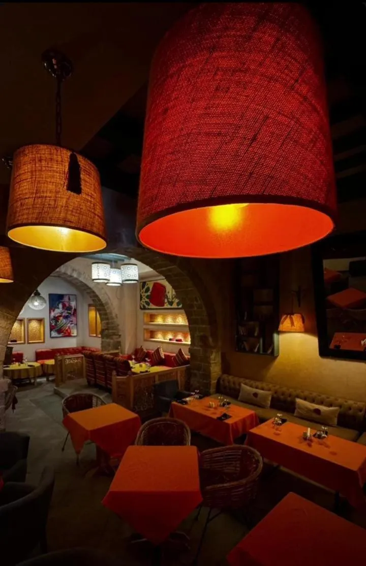 Restaurant/places to eat in Hôtel Mechouar Plaza