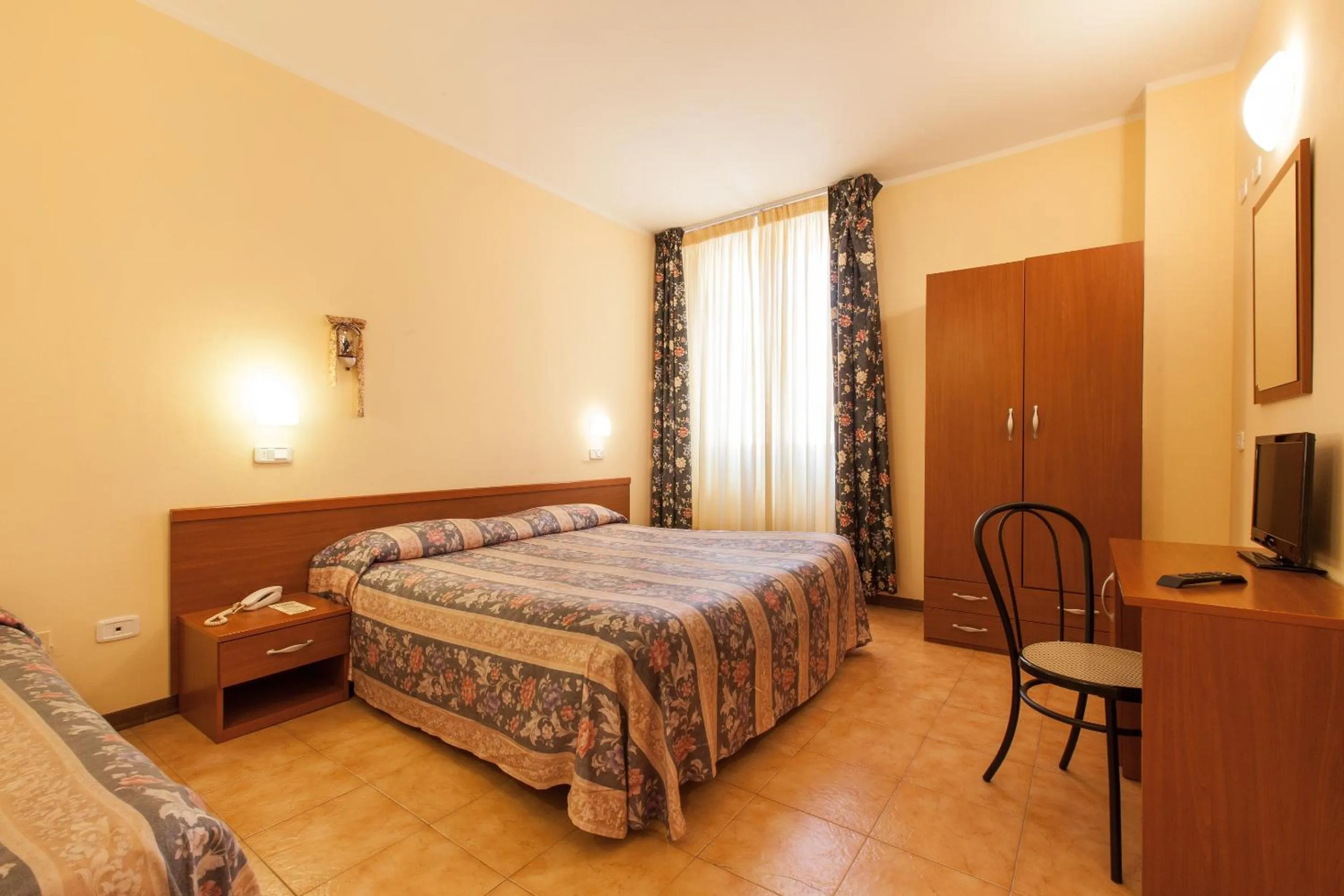 Photo of the whole room, Bed in Hotel Fabbrini